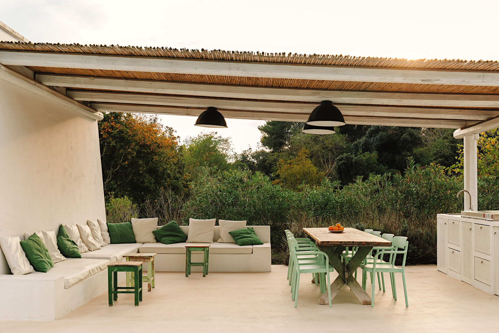 fasano-trullo_trullo_puglia-italy_exterior-terrace.jpg