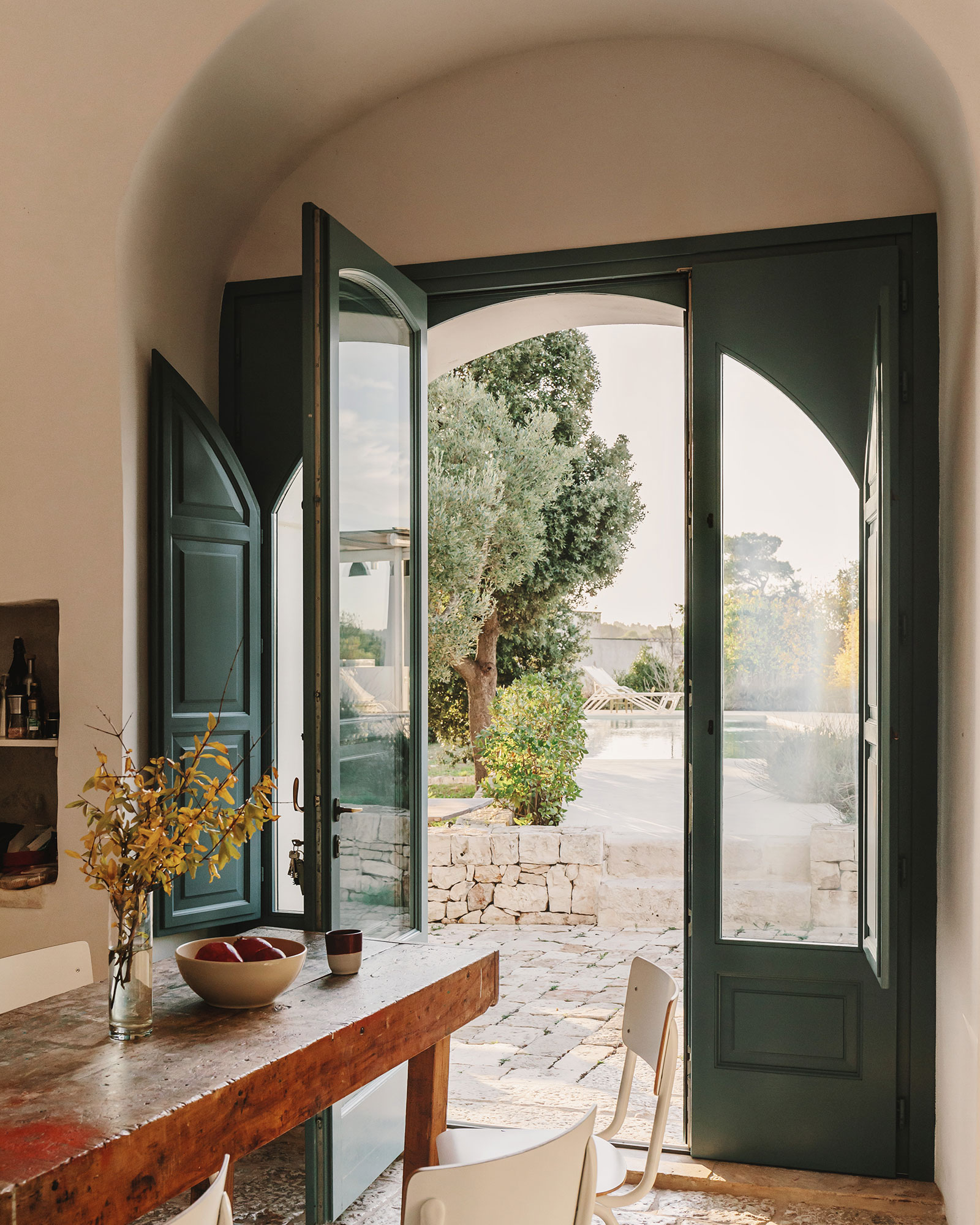fasano-trullo_trullo_puglia-italy_interior-view.jpg
