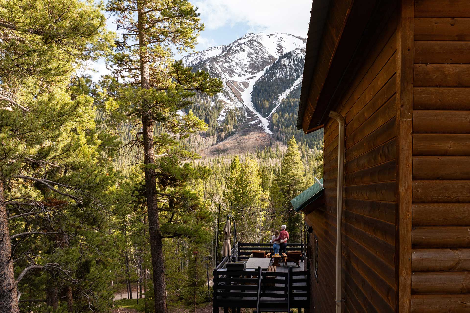 alpenglow-cabin_cabin_colorado-us_exterior-design.jpg