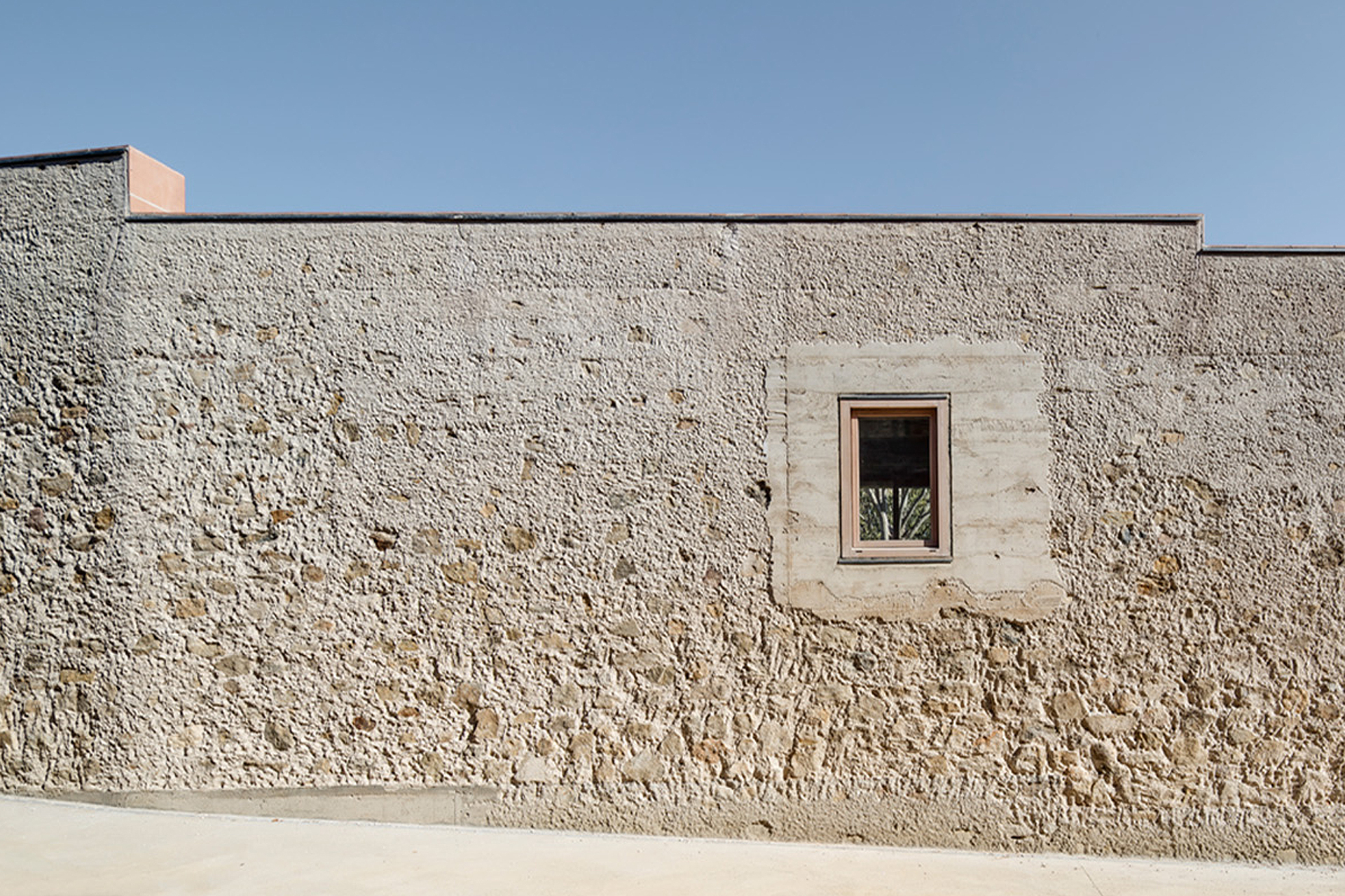 casa-1413_house_Catalonia-spain_exterior-design-facade.jpg