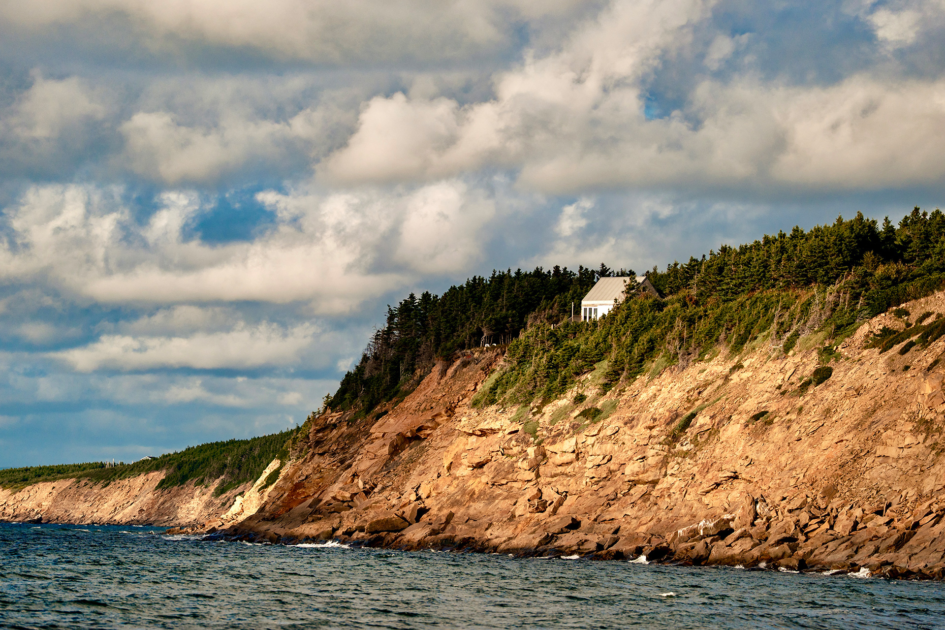 tumblesea-cottage_cabin_nova-scotia-canada_exteriorjpg.jpg
