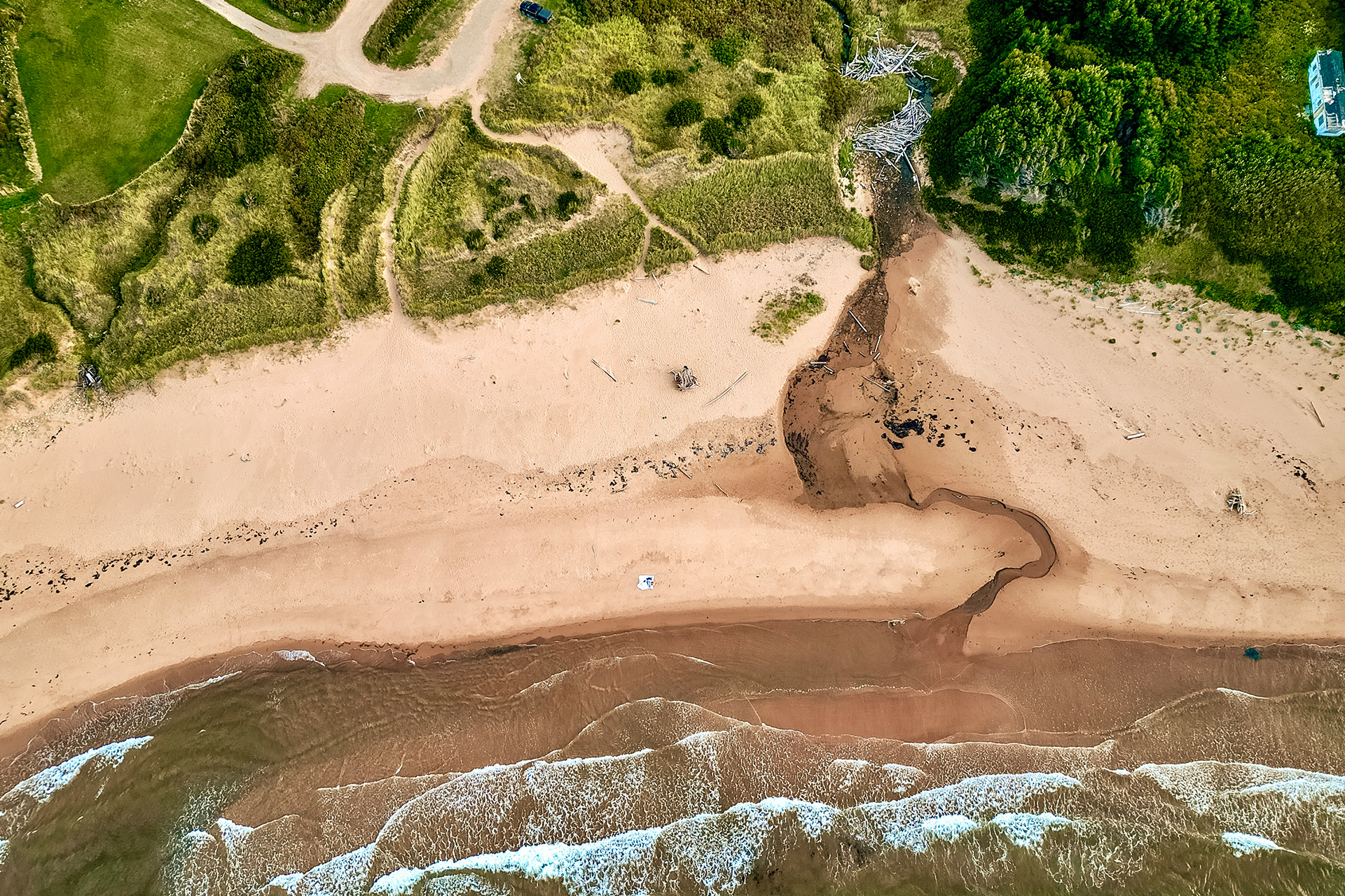 capecottage-cottage_nova-scotia-canada_exterior-drone.jpg