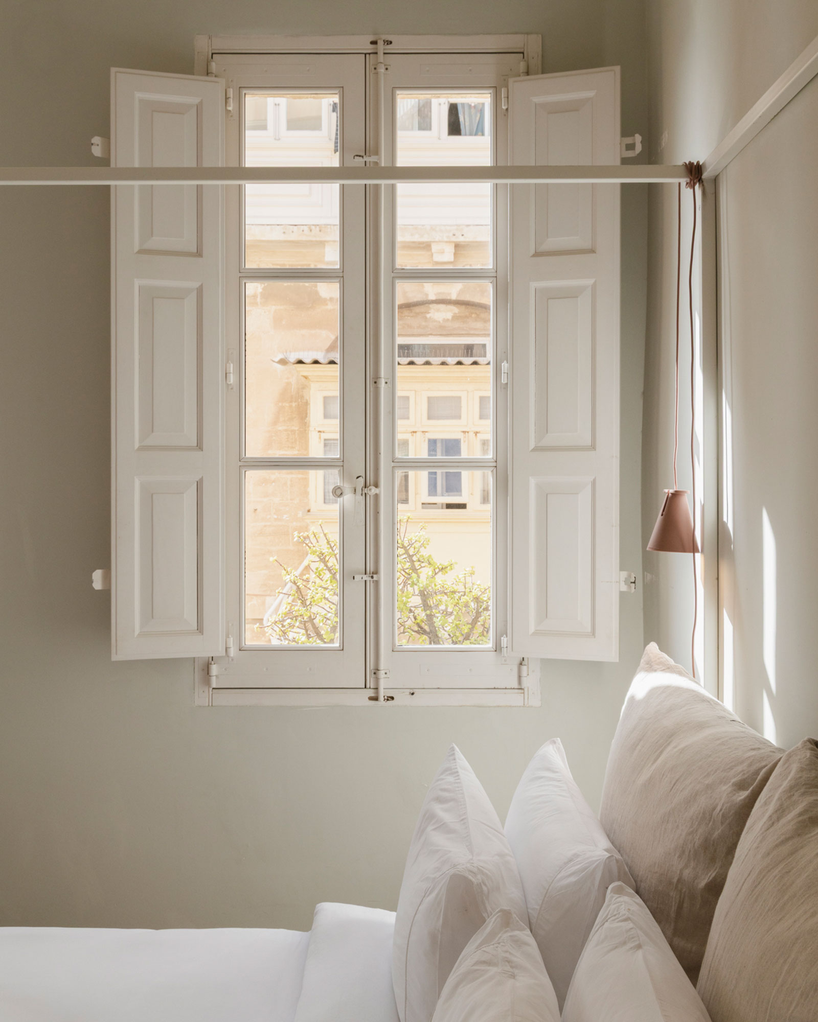 design-studio_studio_Valletta-malta_interior-bedroom-window.jpg