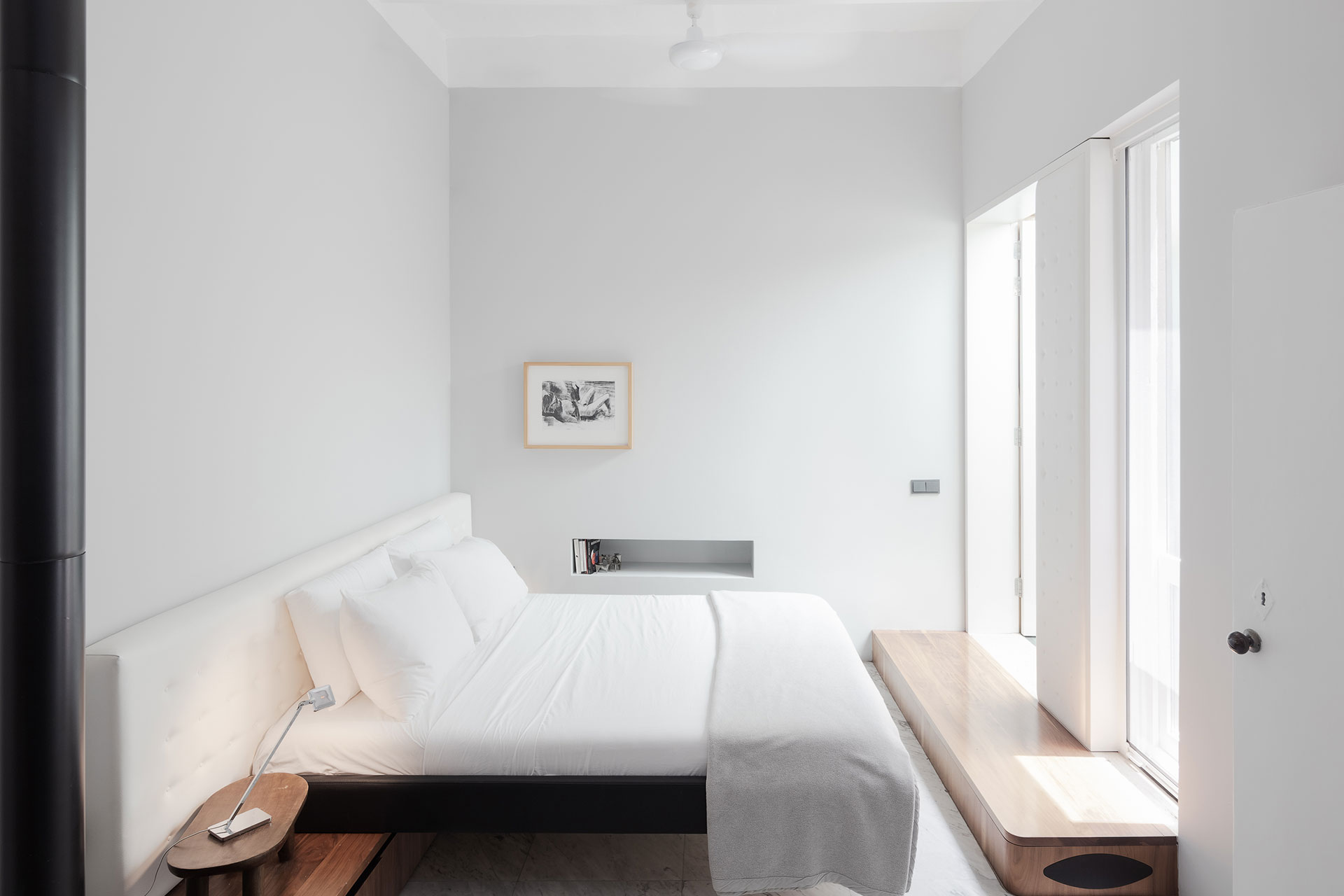 valletta-vintage-doma_apartment_Valletta-malta_interior-bed.jpg