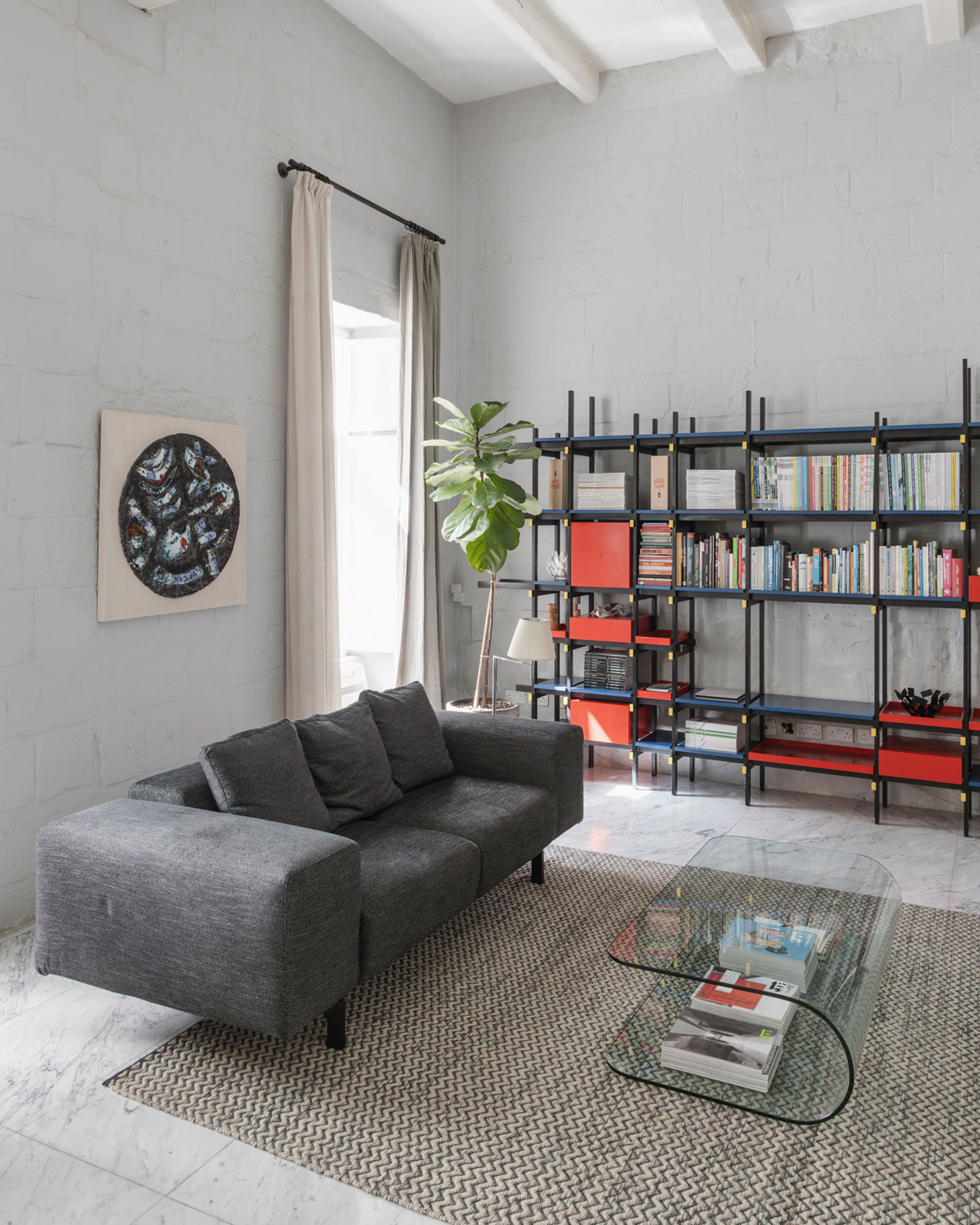 valletta-vintage-doma_apartment_Valletta-malta_interior-sofa.jpg