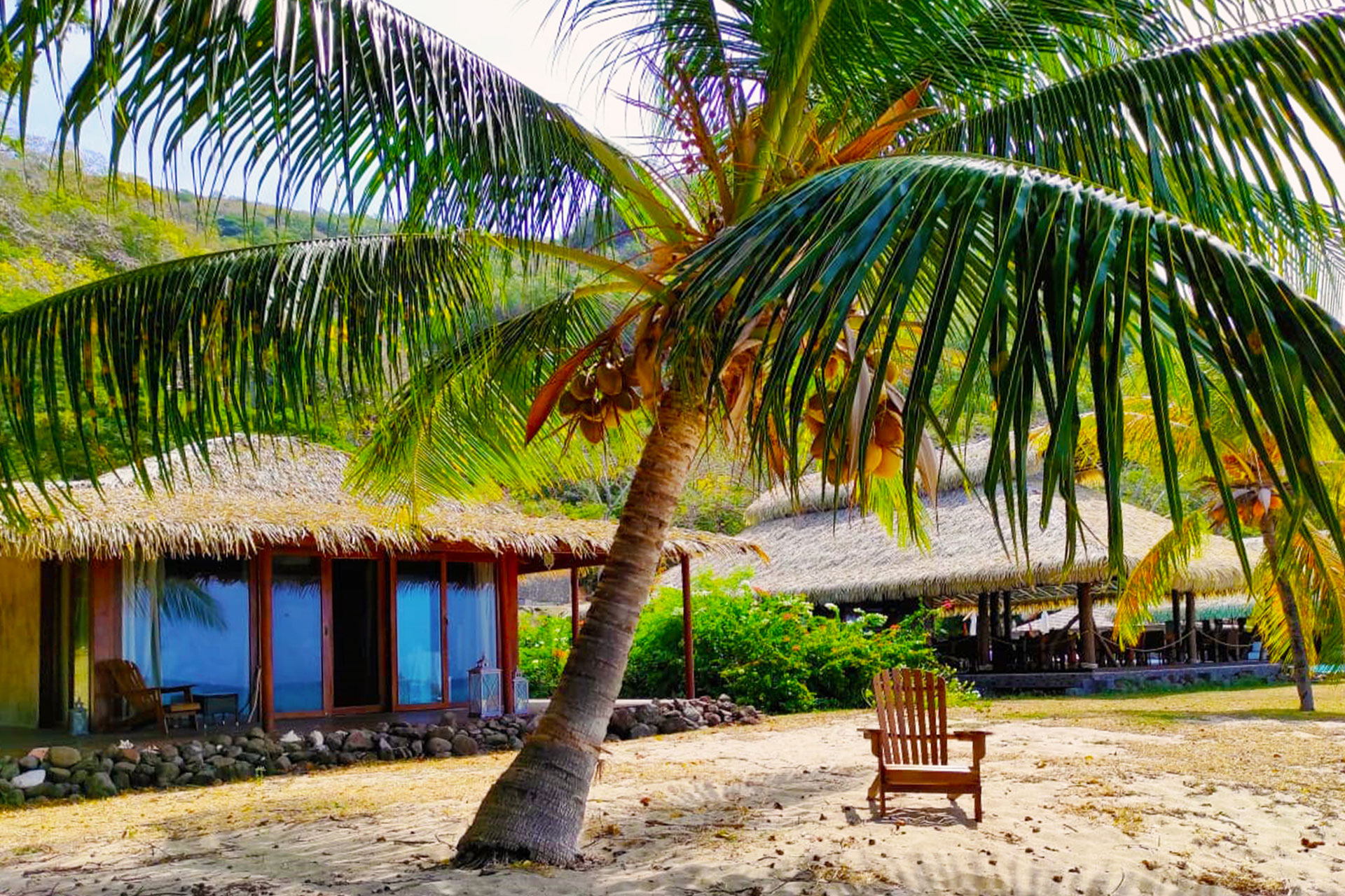 tenuta-chatham-bay_palapa_Union-Island-Saint-Vincent_exterior-design-chair.jpg