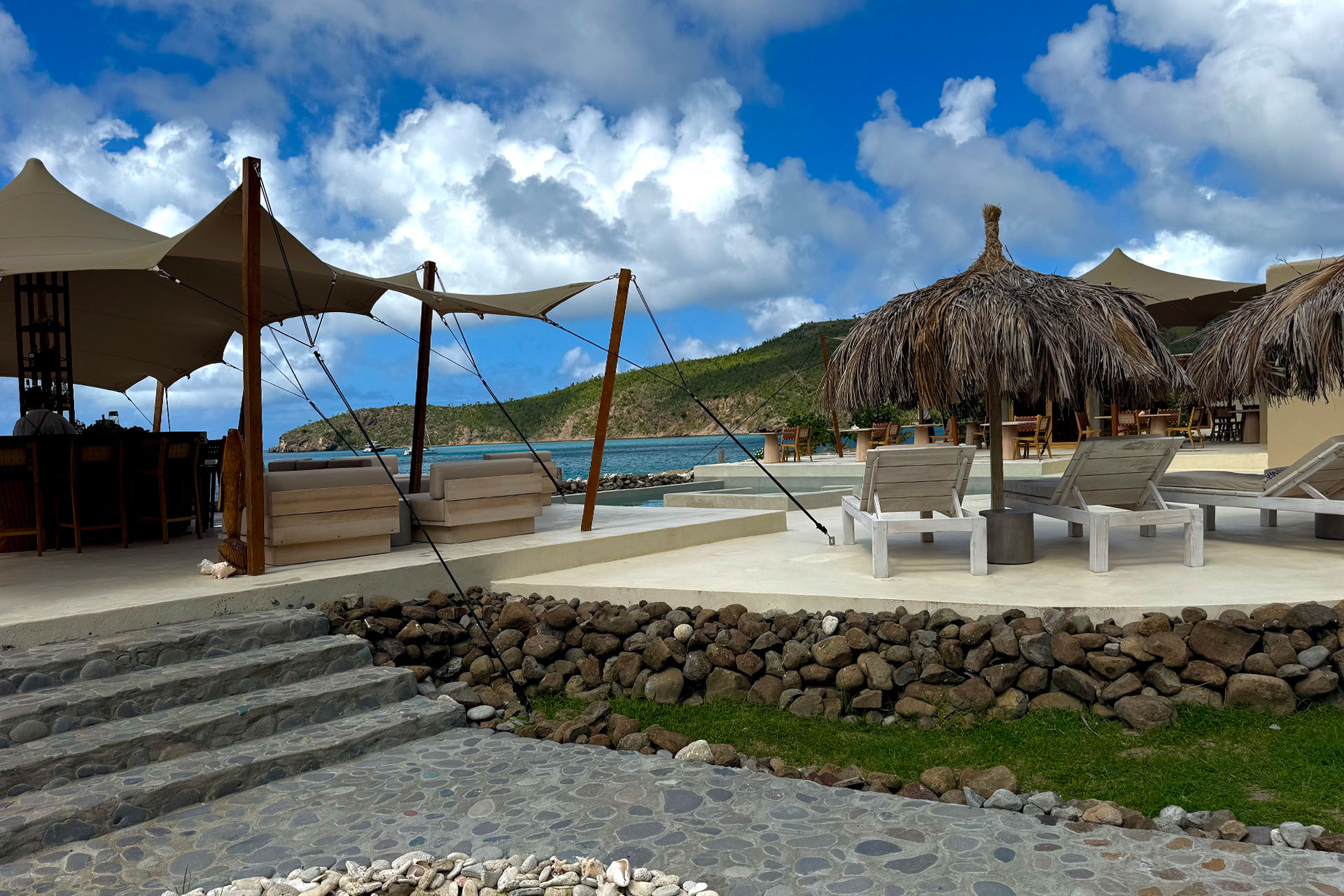 tenuta-chatham-bay_palapa_Union-Island-Saint-Vincent_exterior-palapas.jpg