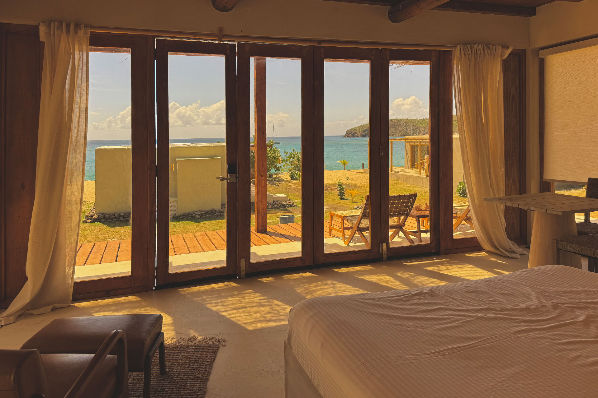 tenuta-chatham-bay_palapa_Union-Island-Saint-Vincent_interior-view.jpg