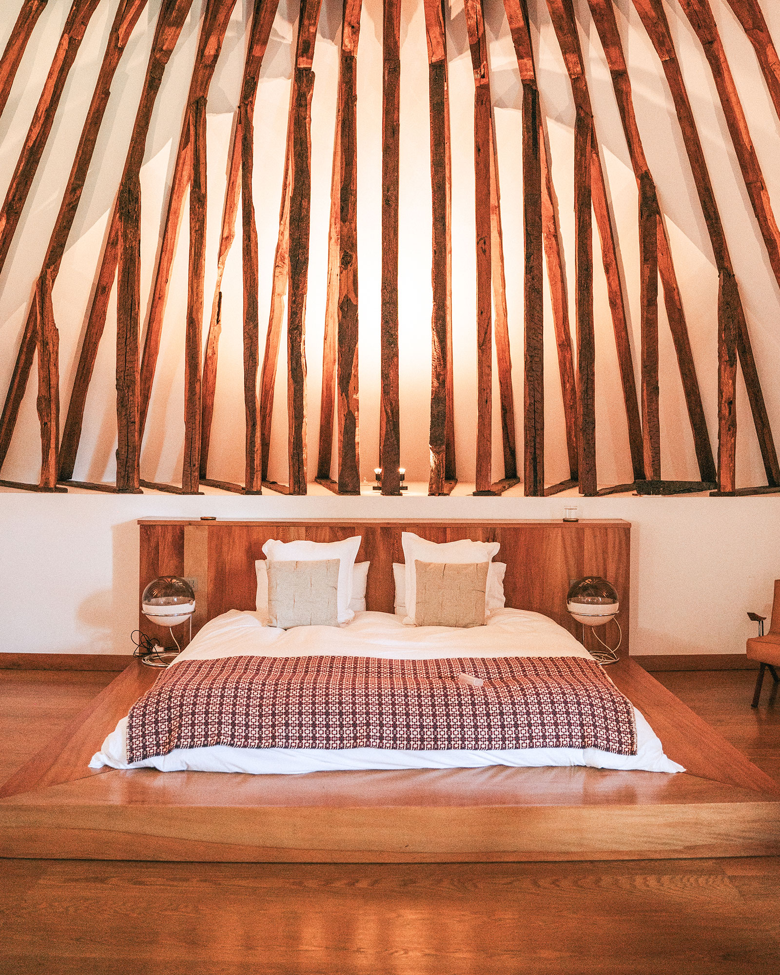 chateau-de-saint-martory_castle_Occitanie-france_interior-bed-design.jpg