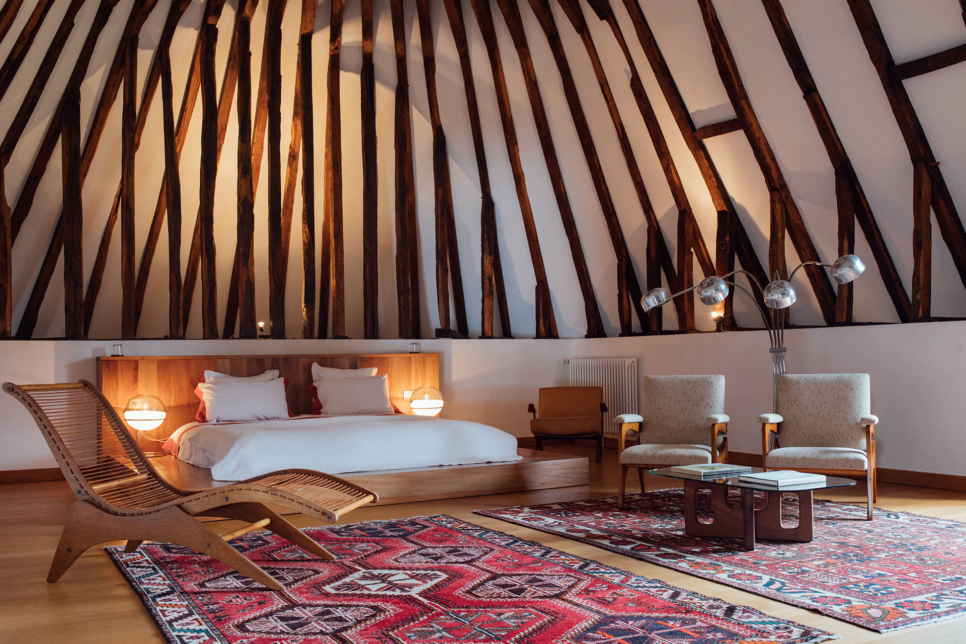 chateau-de-saint-martory_castle_Occitanie-france_interior-bedroom-space.jpg