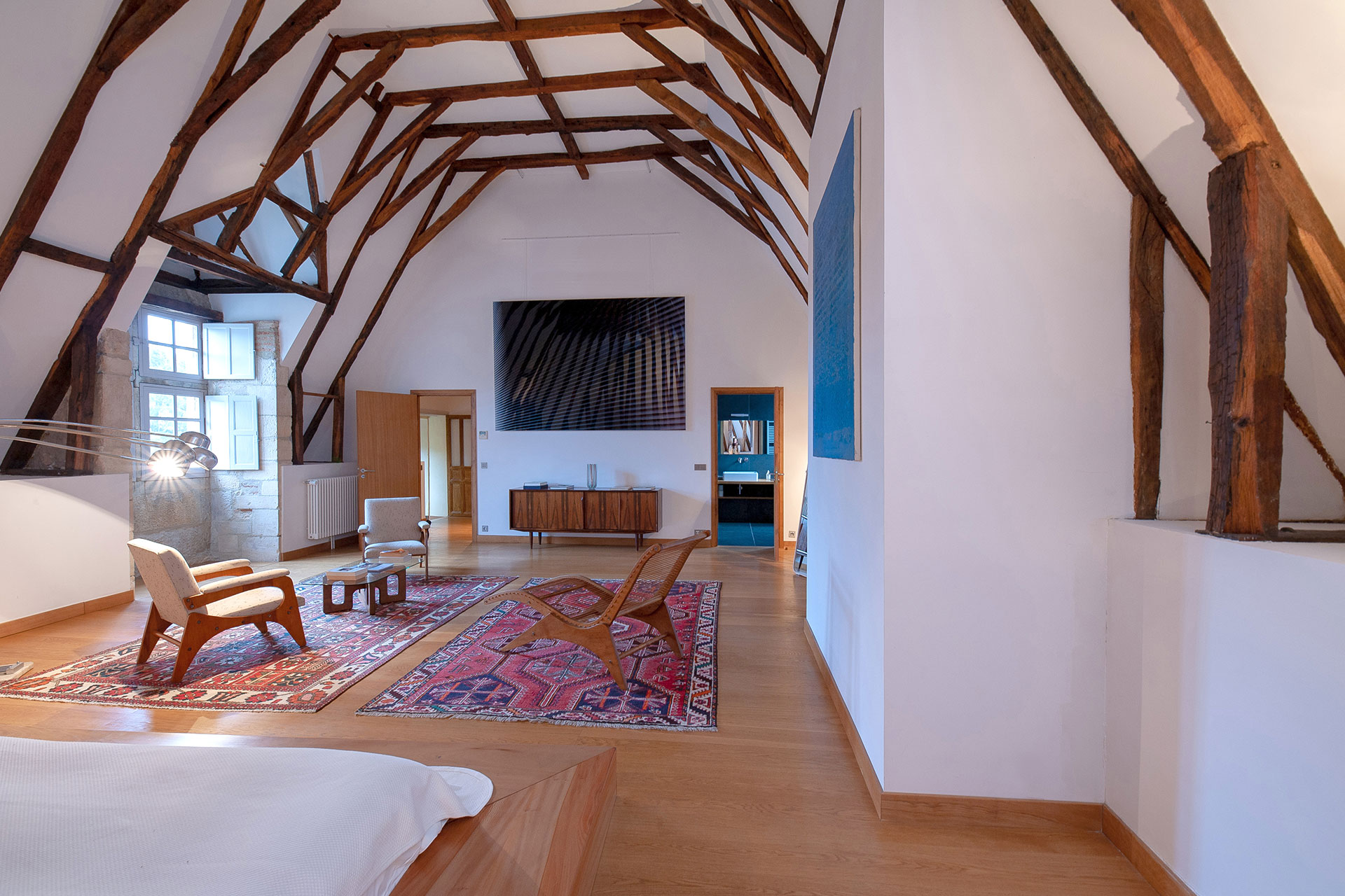 chateau-de-saint-martory_castle_Occitanie-france_interior-bedroom-space-design.jpg