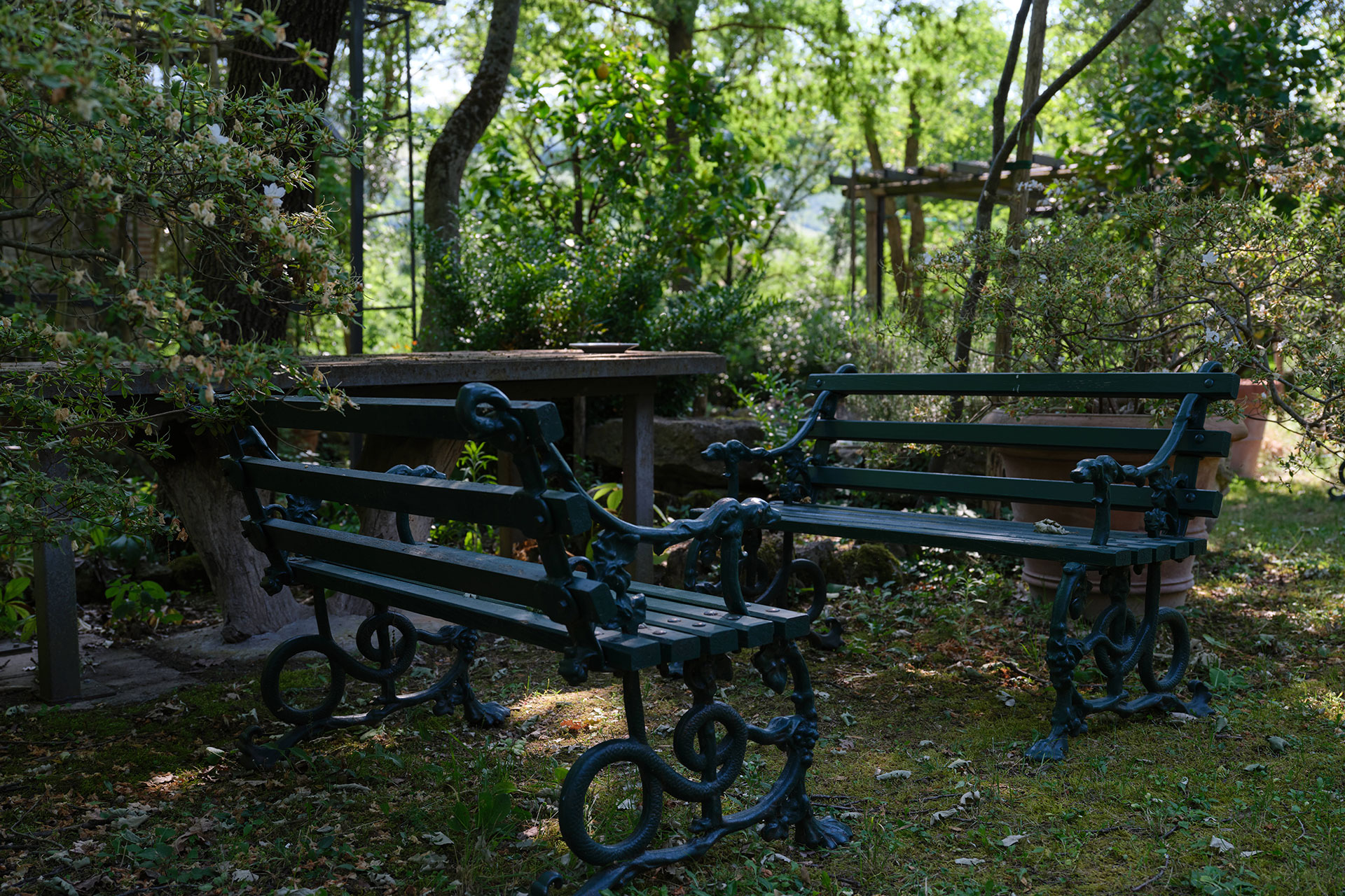 ospedaletto-57_estate_Emilia-Romagna-italy_exterior-bench.jpg