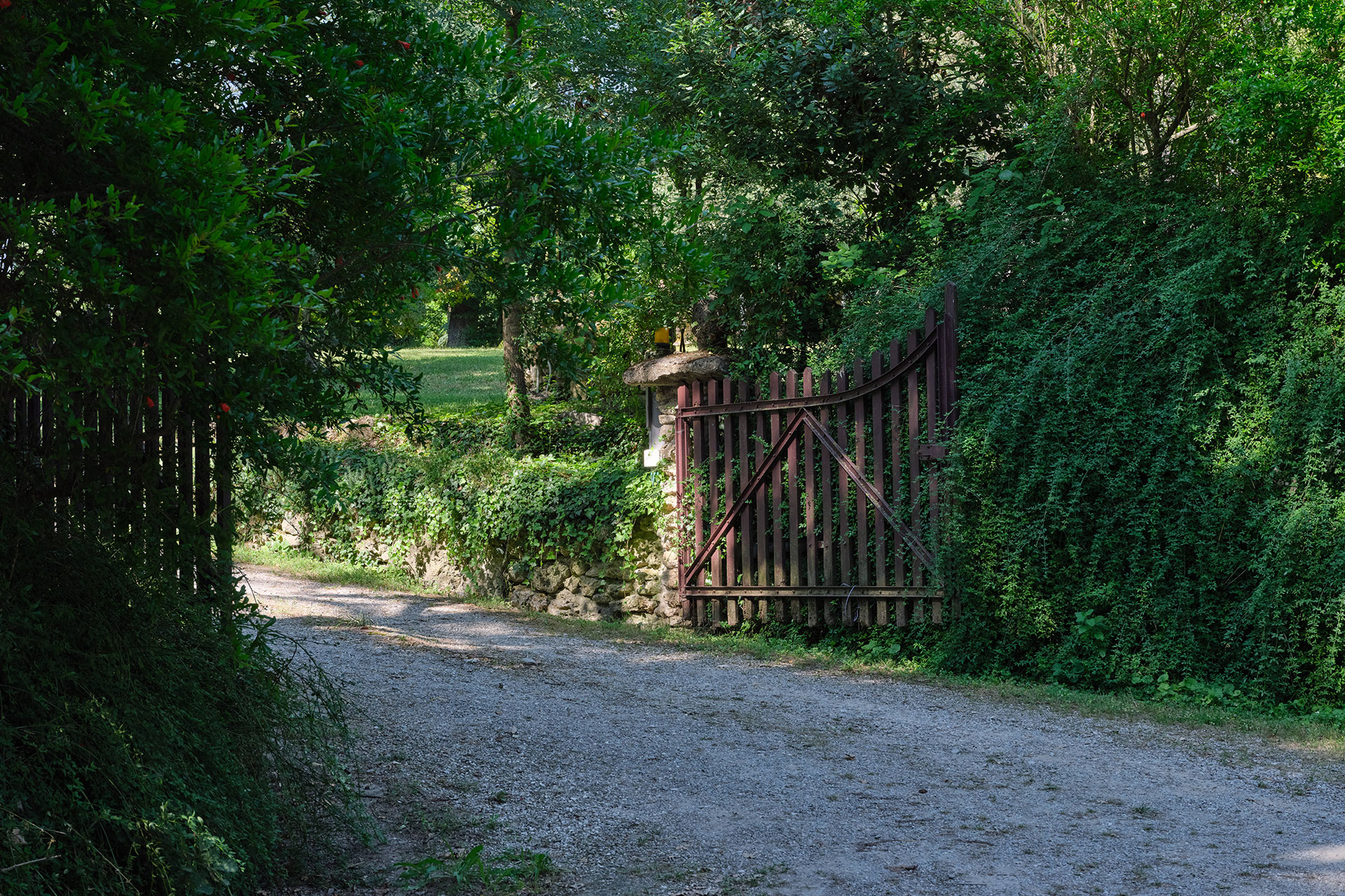 ospedaletto-57_estate_Emilia-Romagna-italy_exterior-entrance.jpg