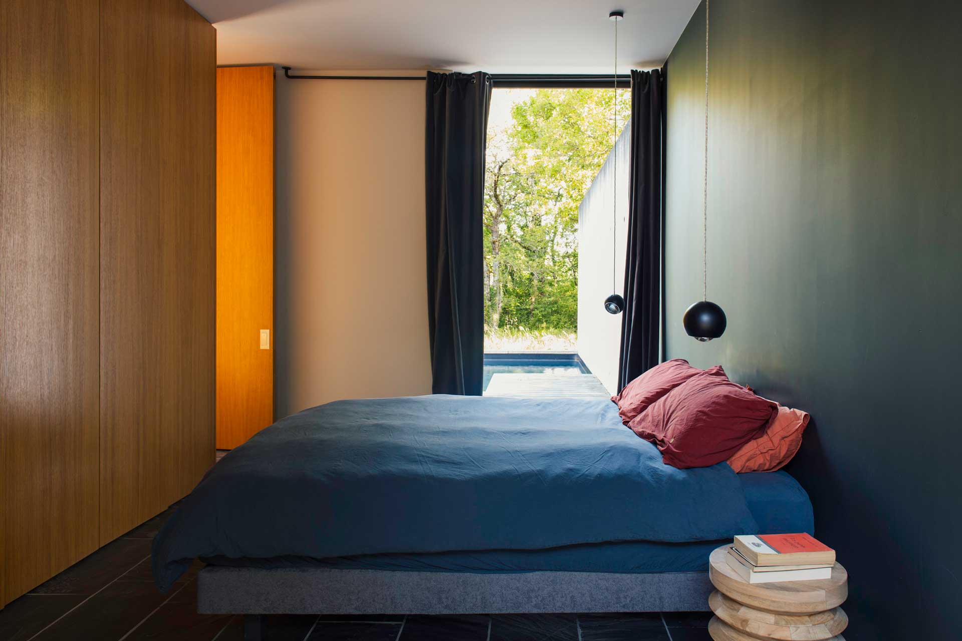 la-maison-h_villa_occitanie-france_interior-bedroom-design.jpg