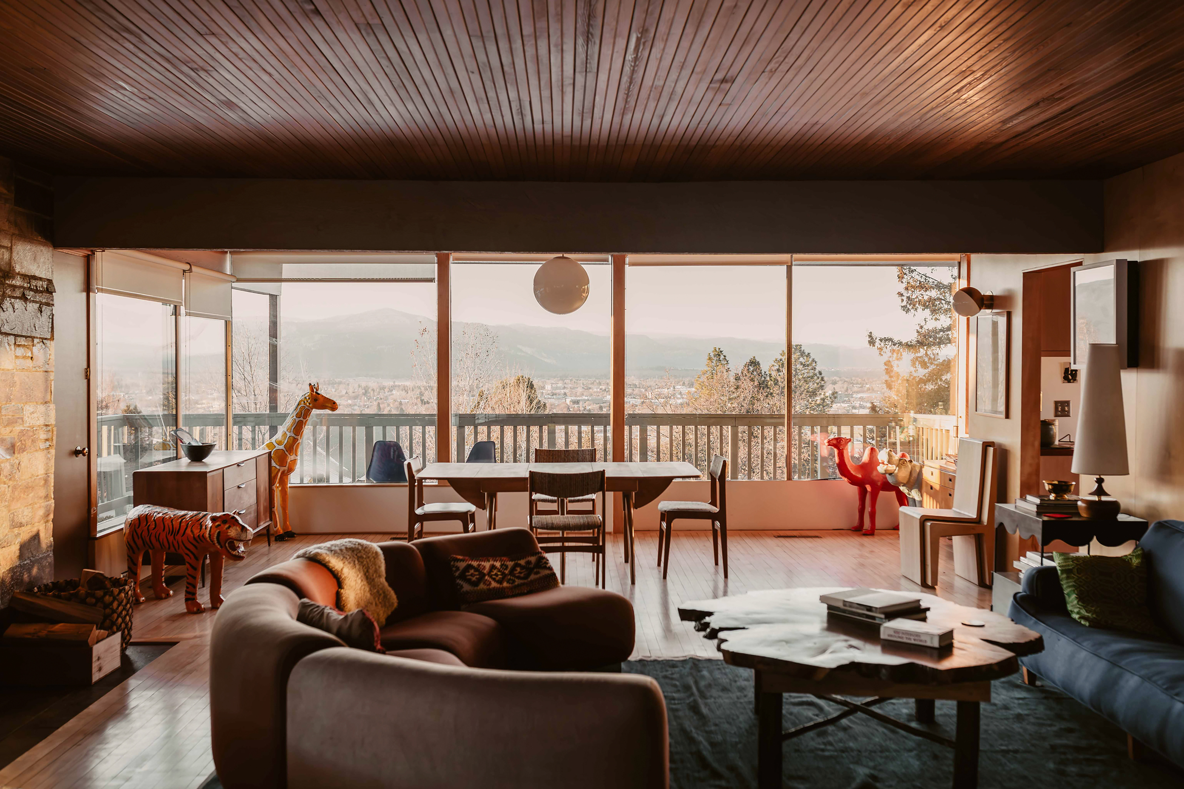 richard-neutras-mosby-house