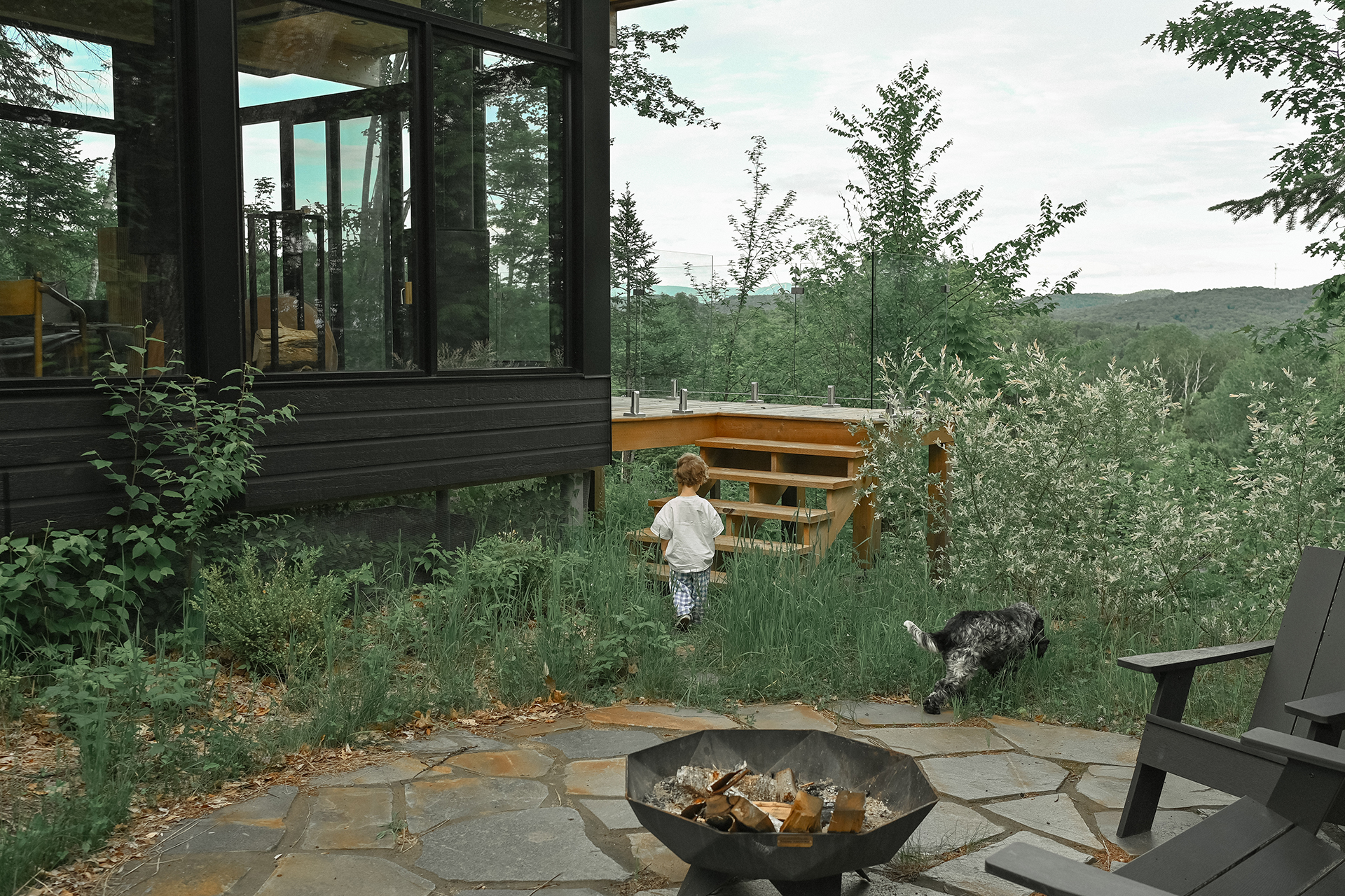 hintercabin-x_cabin_quebec-canada_exterior.jpg