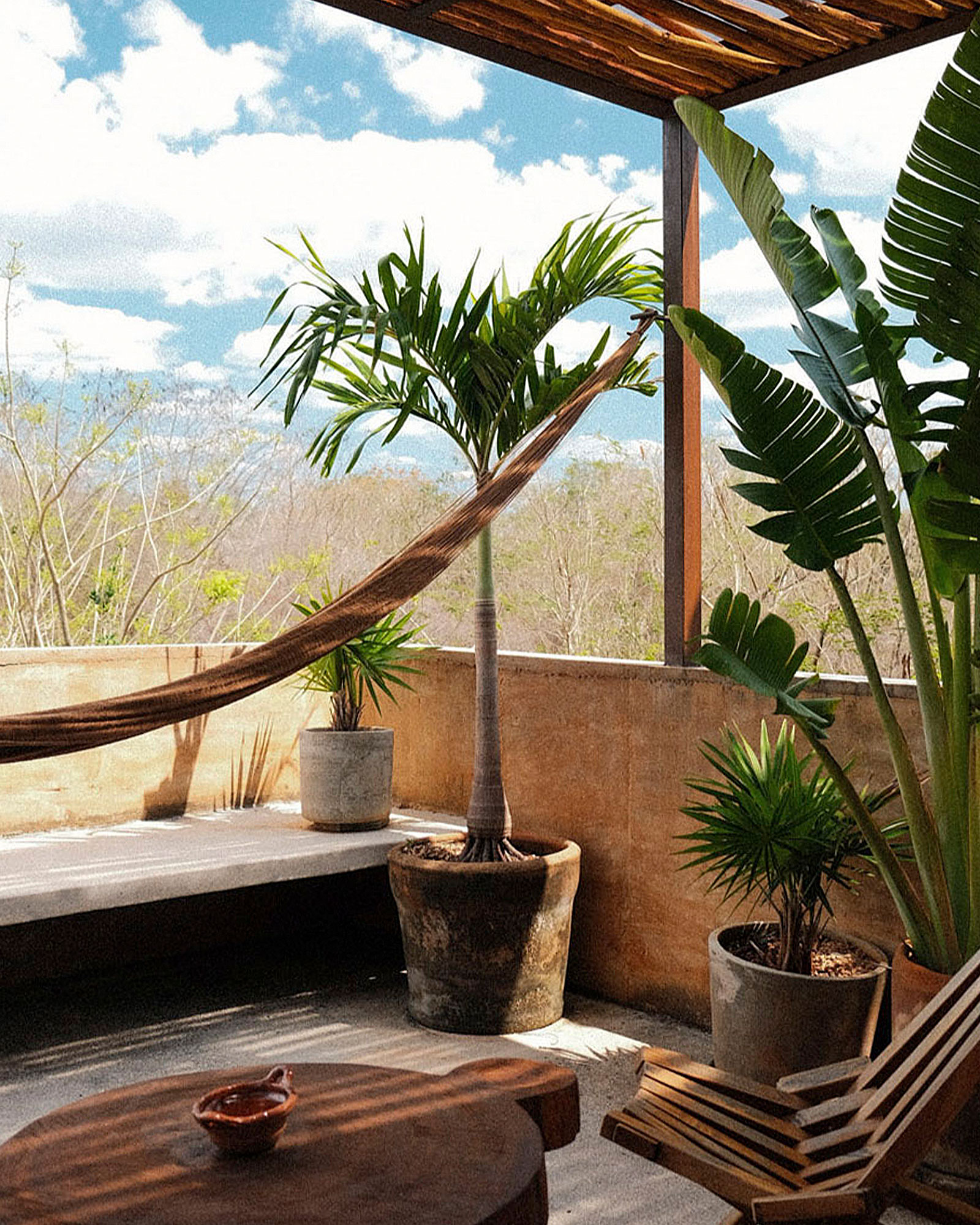 galopina-casa-silvestre_villa_yucatan-mexico_interior-yuya-hammock.jpg