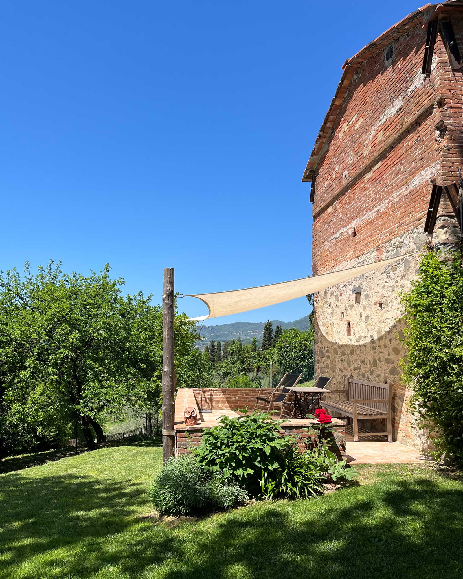 villa-carnicelli_estate_tuscany-italy_exterior.jpg