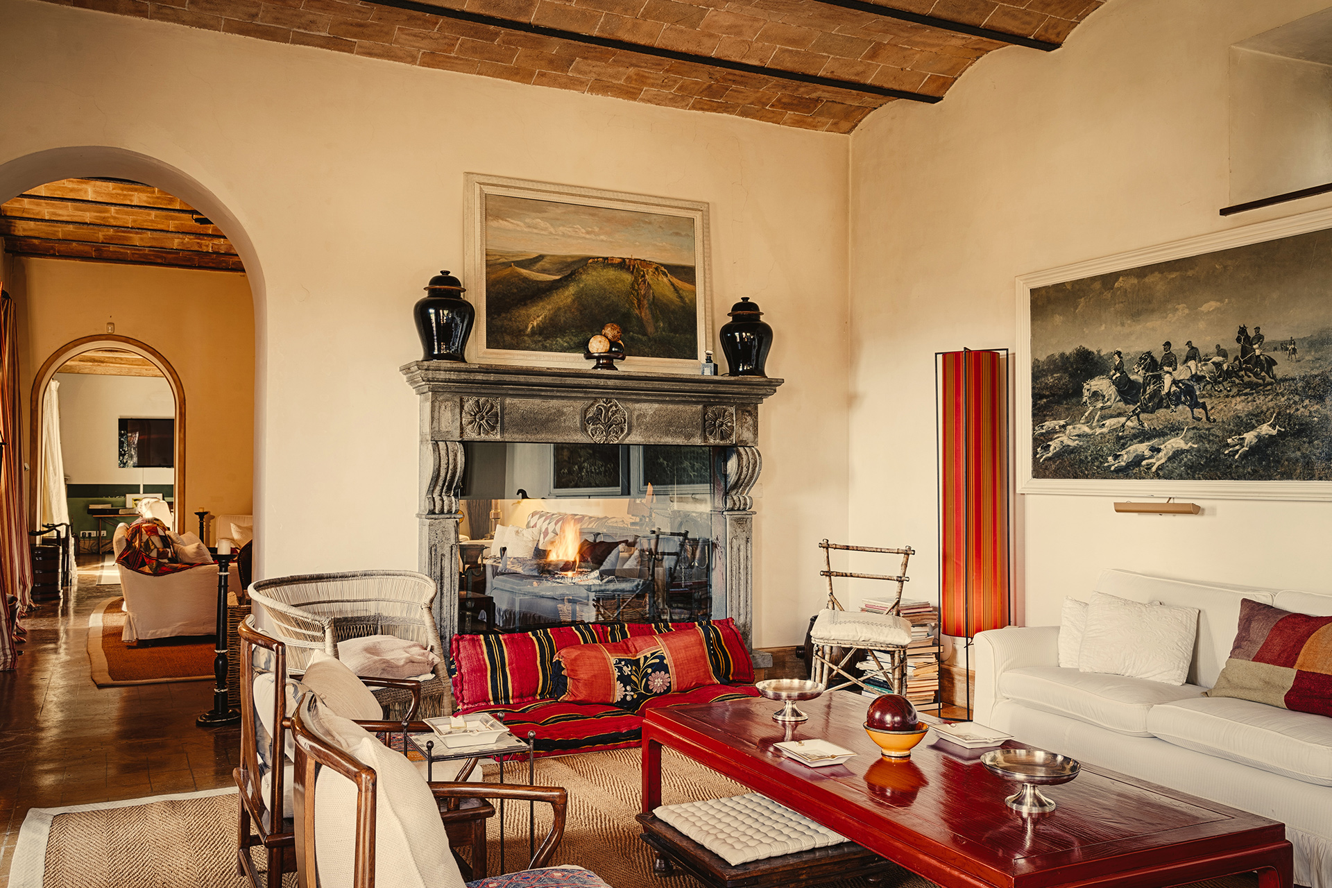 villa-tirrena_estate_lazio-italy_interior-space.jpg