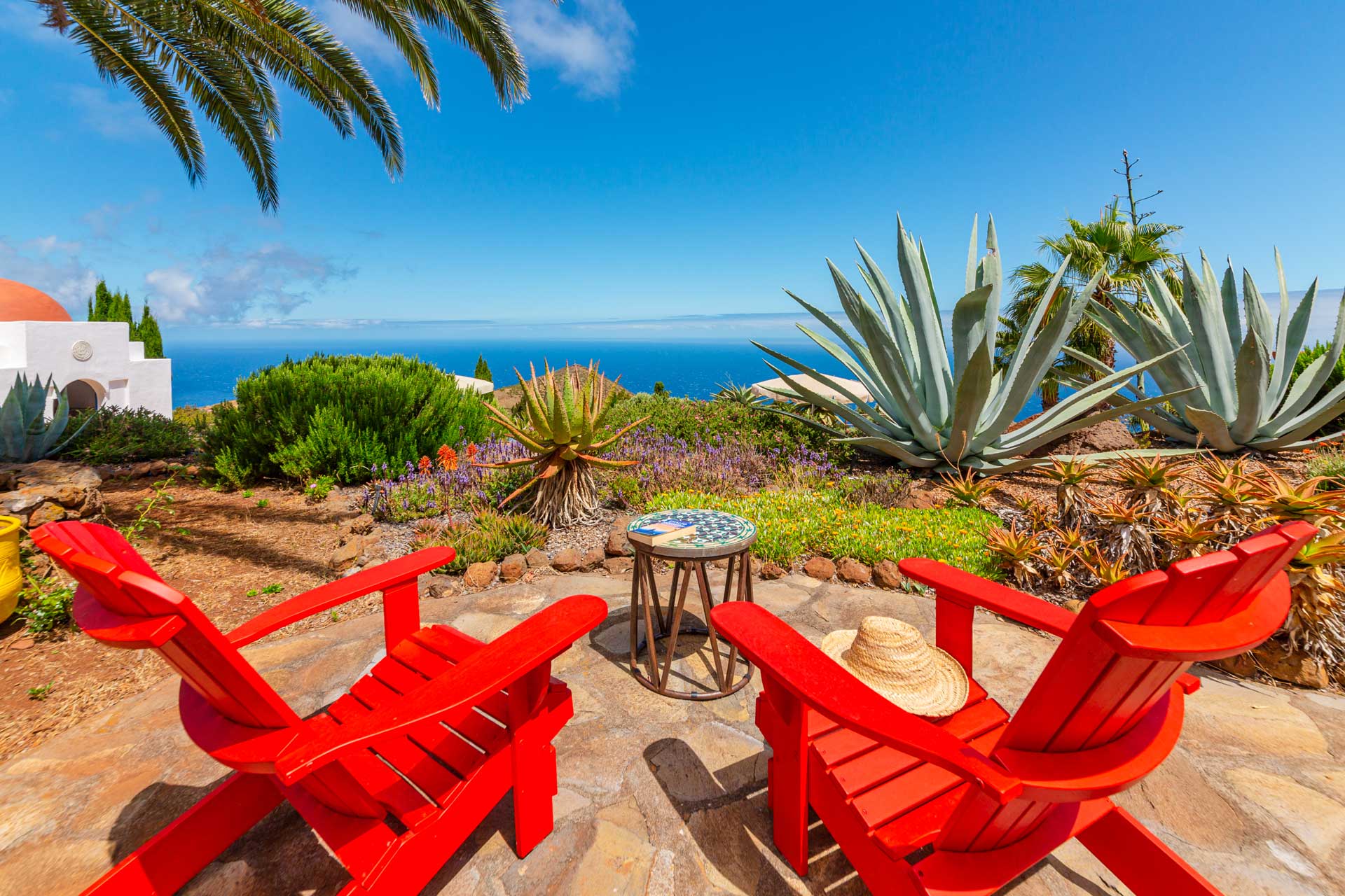 villa-botanico_estate_canarias-spain_exterior-chairs-view.jpg