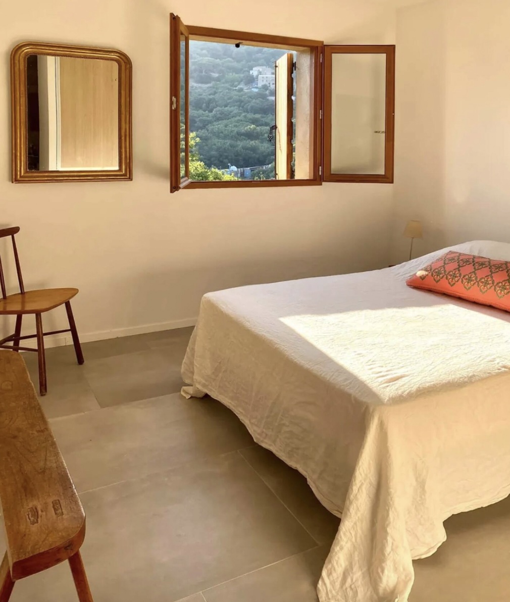 casa-paraso_corsica-france_bedroom.jpg