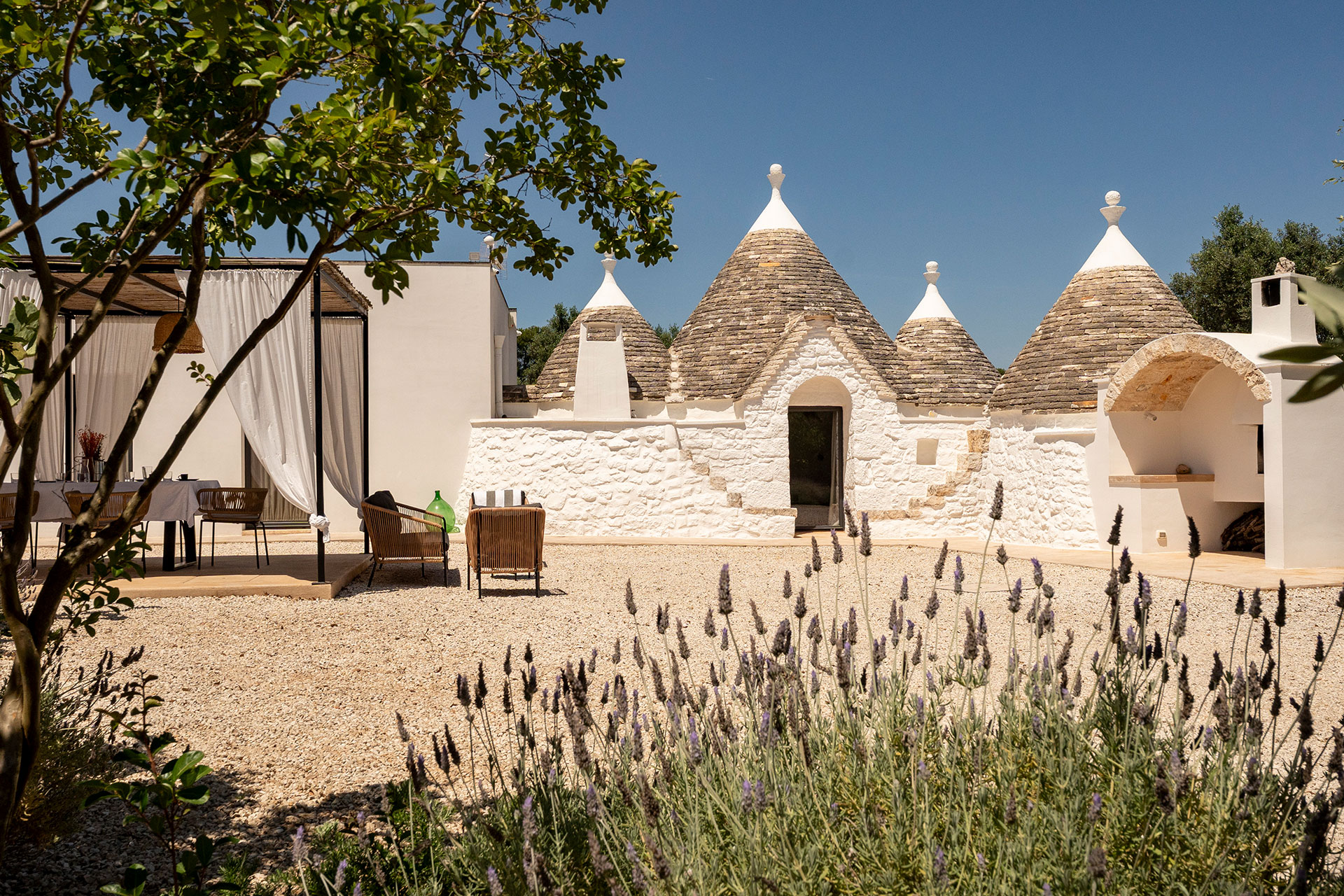 trulli-petramyrta_trullo_puglia-italy_exterior-facade-design.jpg