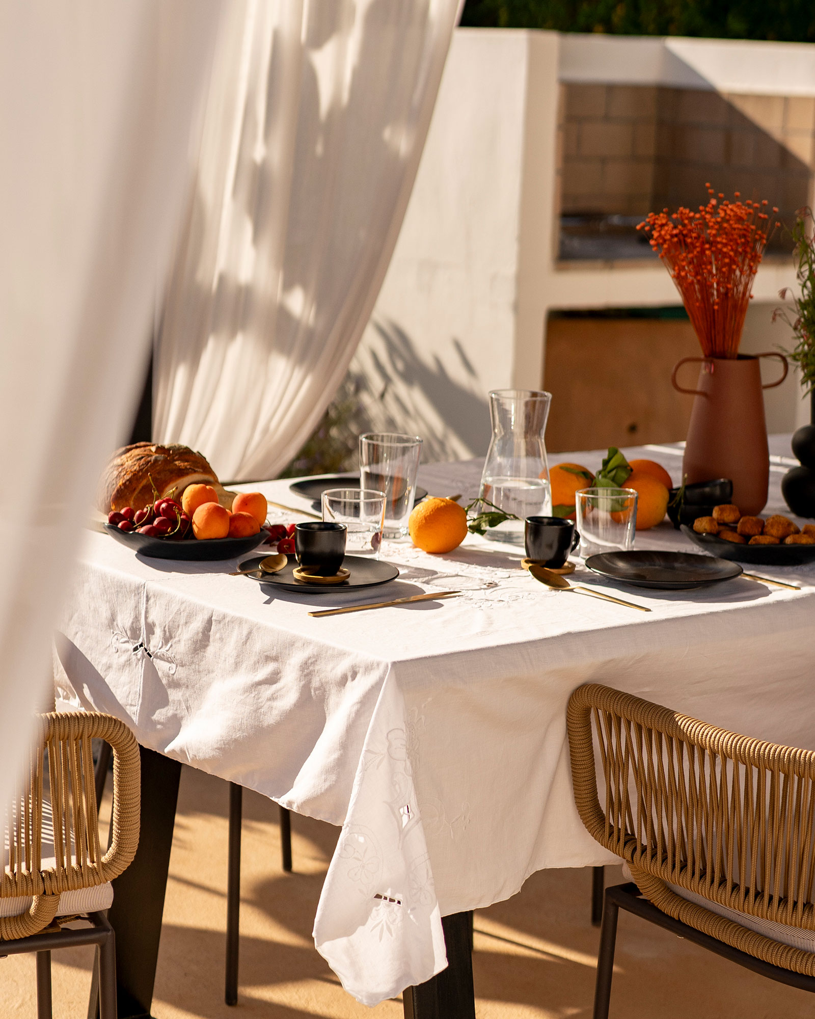 trulli-petramyrta_trullo_puglia-italy_exterior-food.jpg