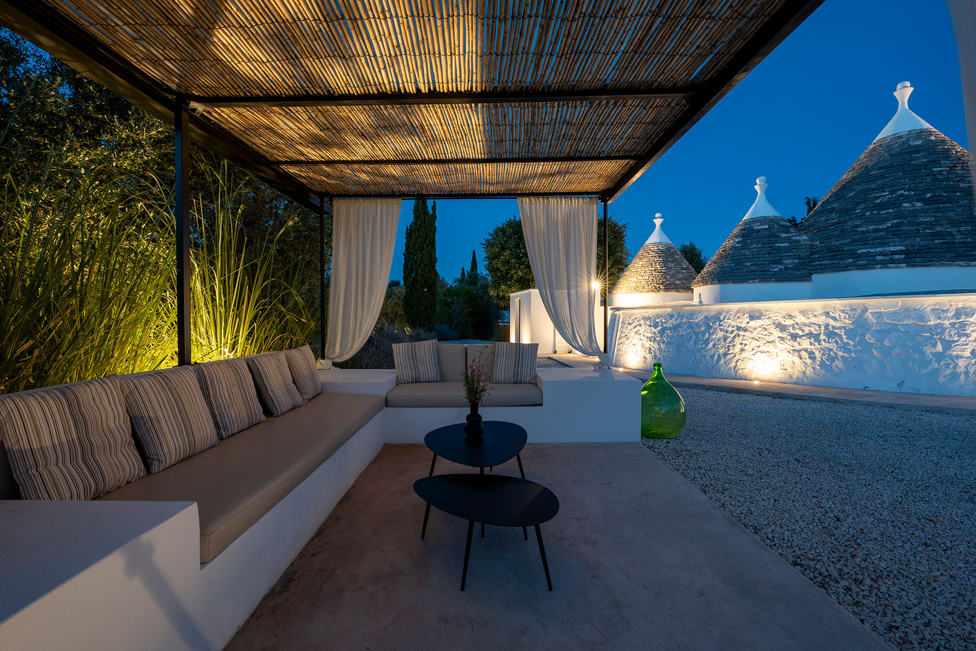 trulli-petramyrta_trullo_puglia-italy_exterior-terrace-night.jpg