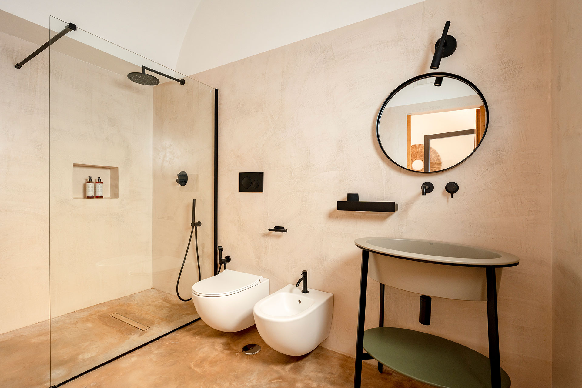 trulli-petramyrta_trullo_puglia-italy_interior-bath-room.jpg