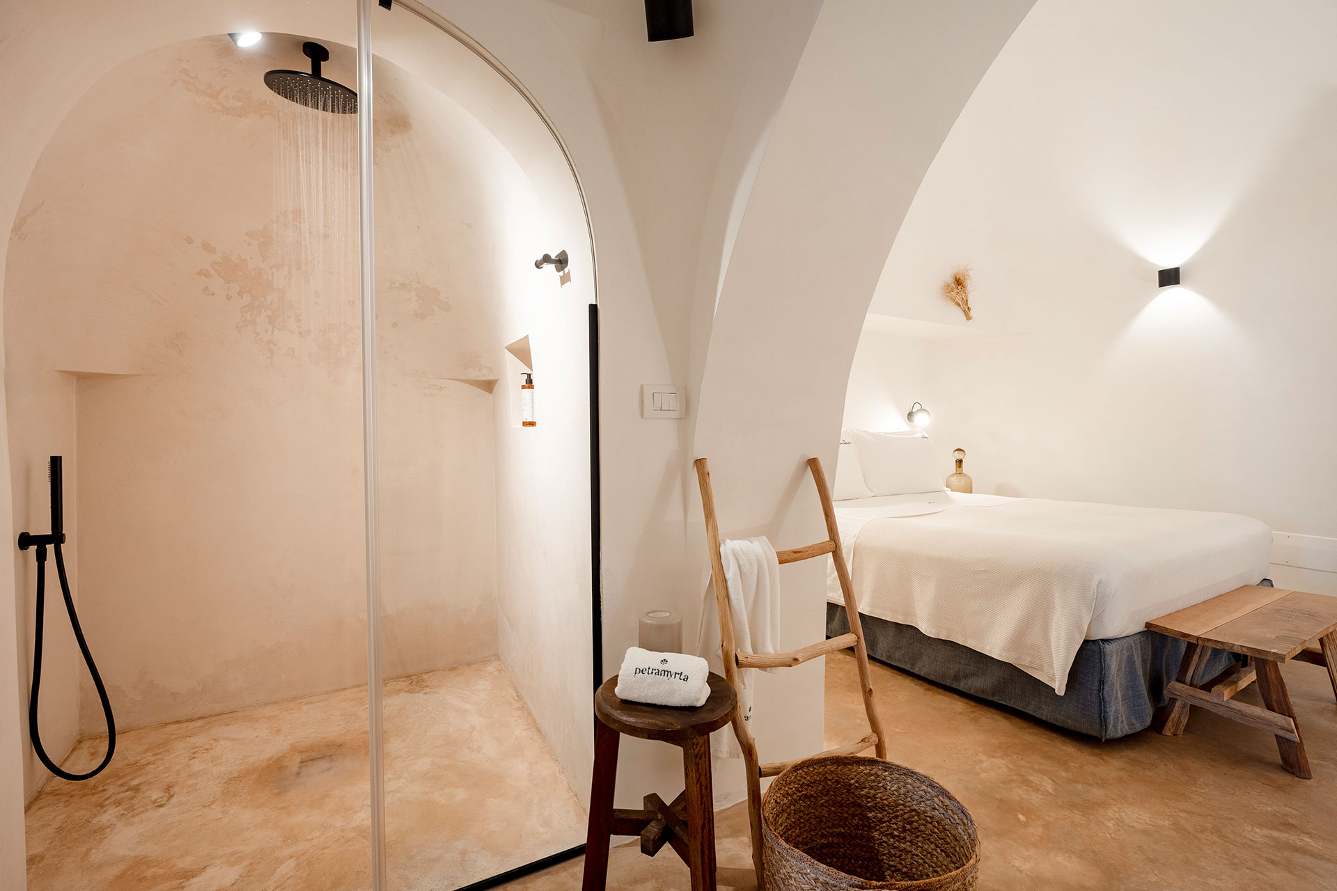 trulli-petramyrta_trullo_puglia-italy_interior-bedroom-space.jpg