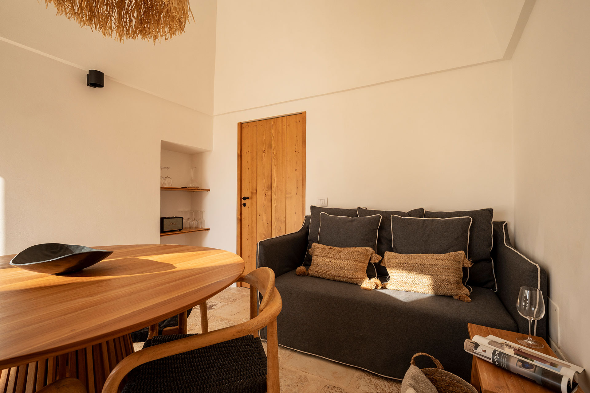 trulli-petramyrta_trullo_puglia-italy_interior-space.jpg