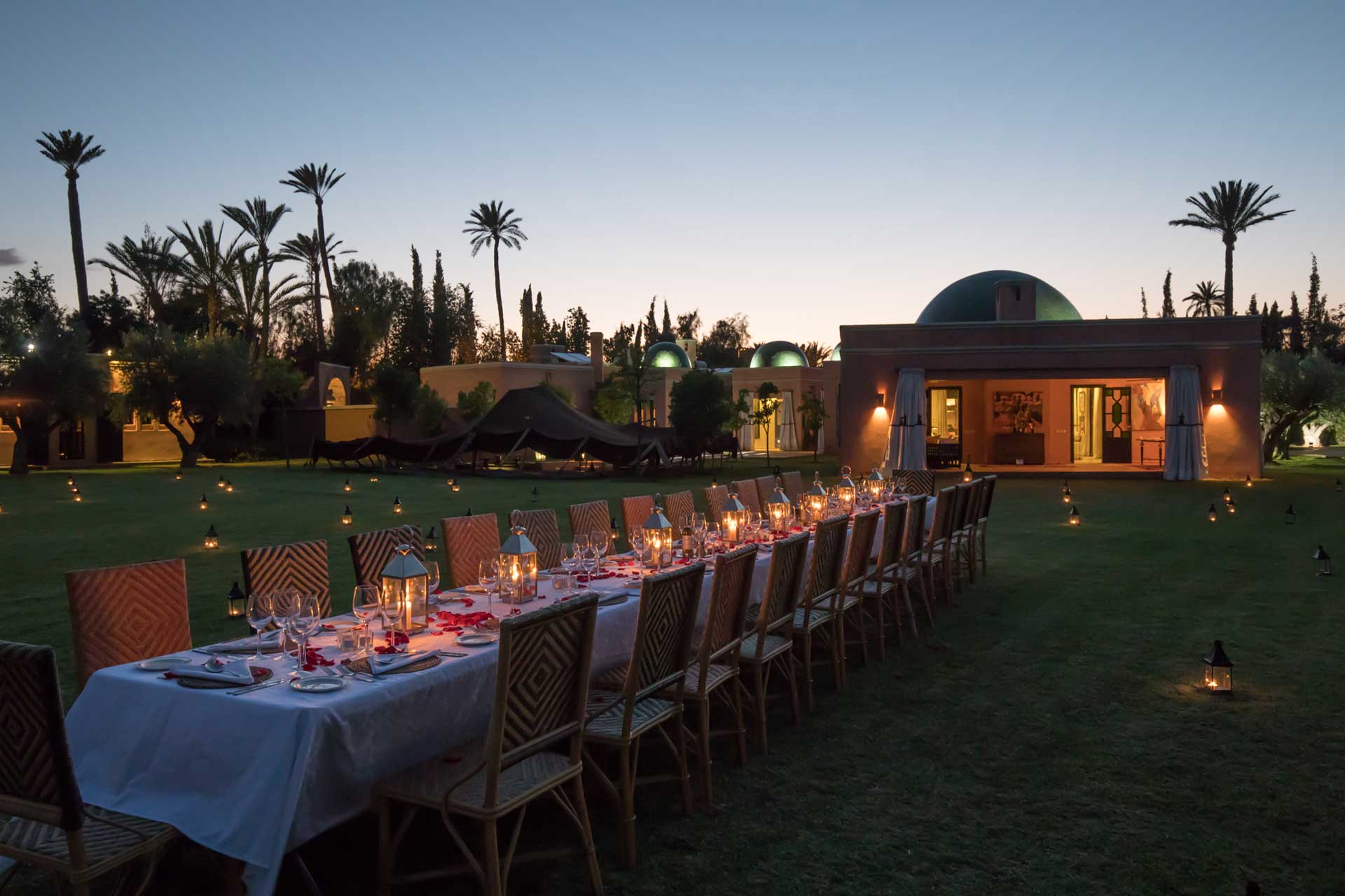 ezzahra_estate_marrakech-morocco_villa-Azzaytouna_exterior-table-night.jpg