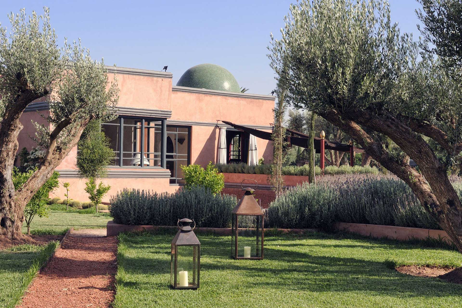ezzahra_estate_marrakech-morocco_villa-Alkhozama_exterior-facade.jpg