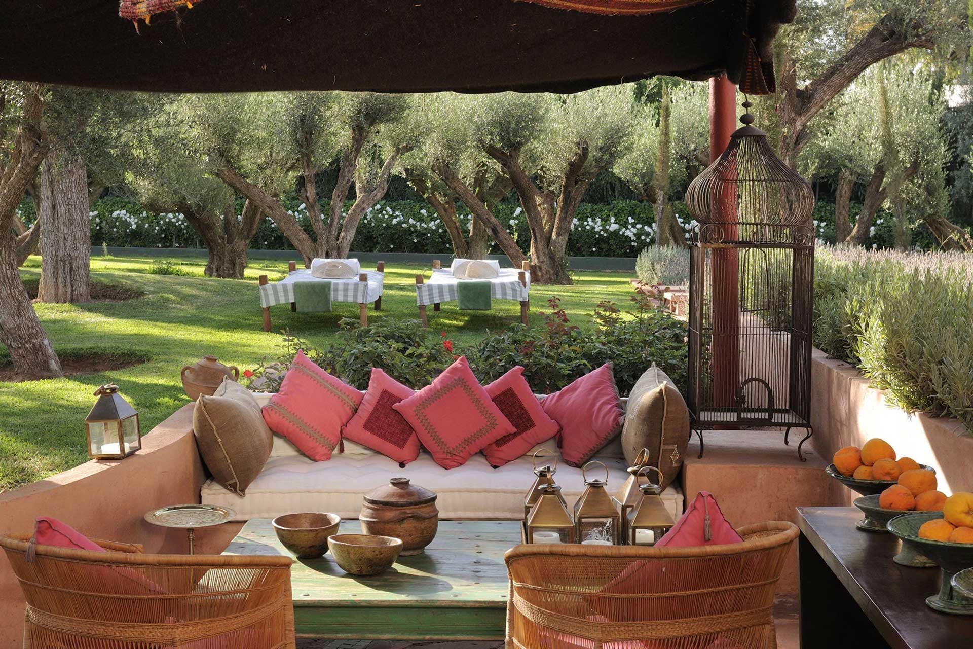 ezzahra_estate_marrakech-morocco_villa-Alkhozama_exterior-terrace.jpg