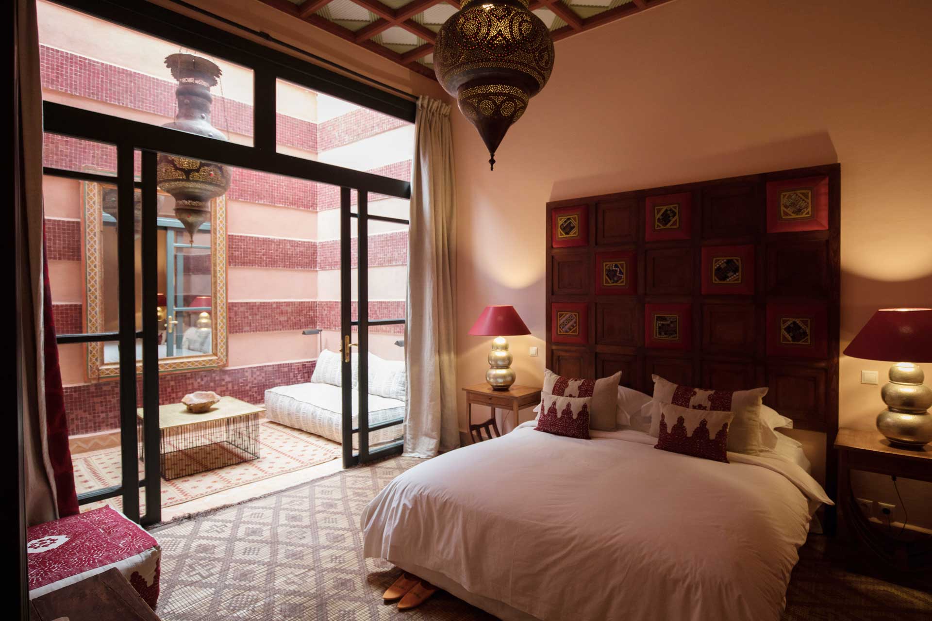 ezzahra_estate_marrakech-morocco_villa-Alkhozama_interior-bedroom-design.jpg