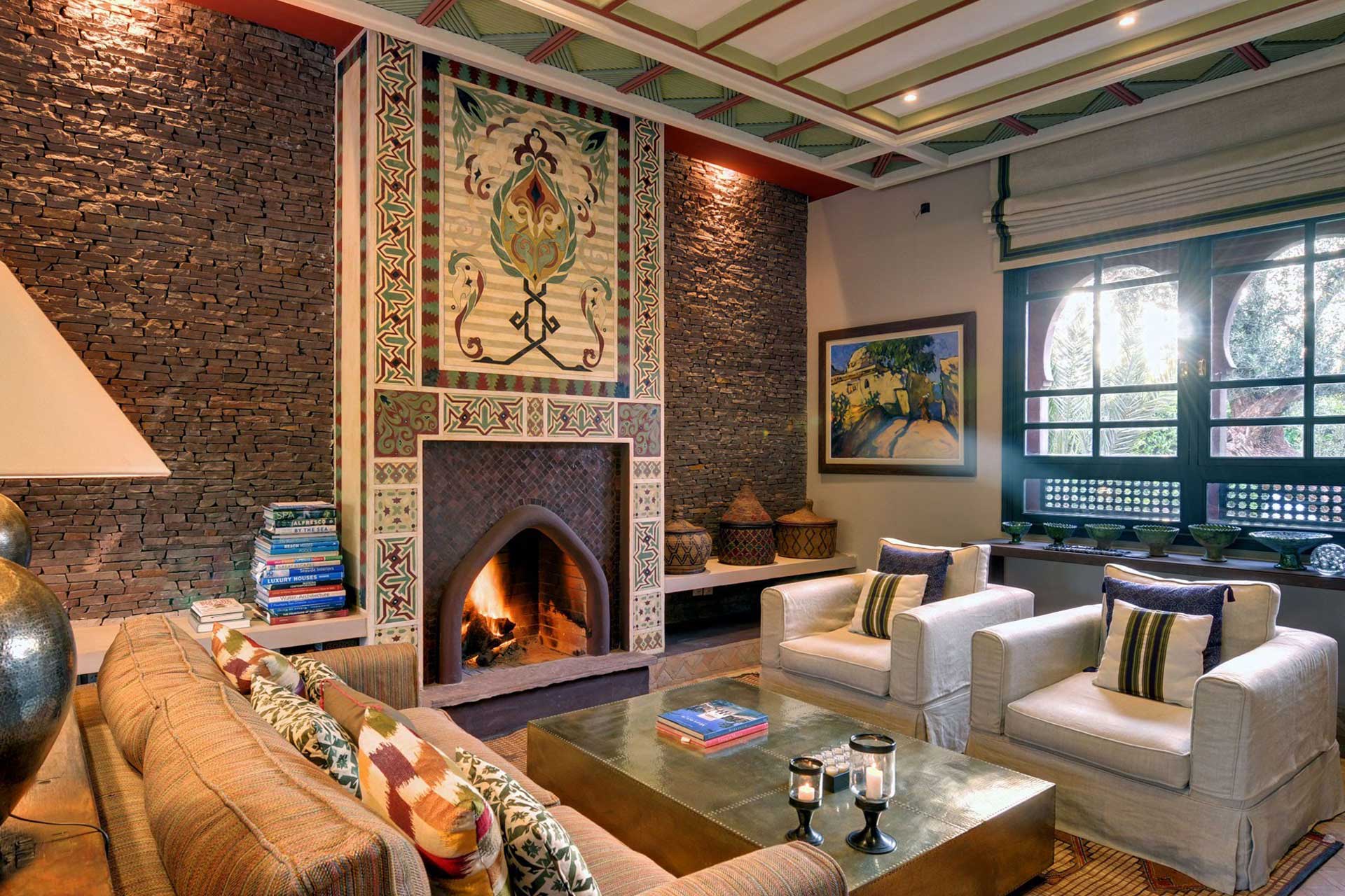 ezzahra_estate_marrakech-morocco_villa-Alkhozama_interior-living.jpg