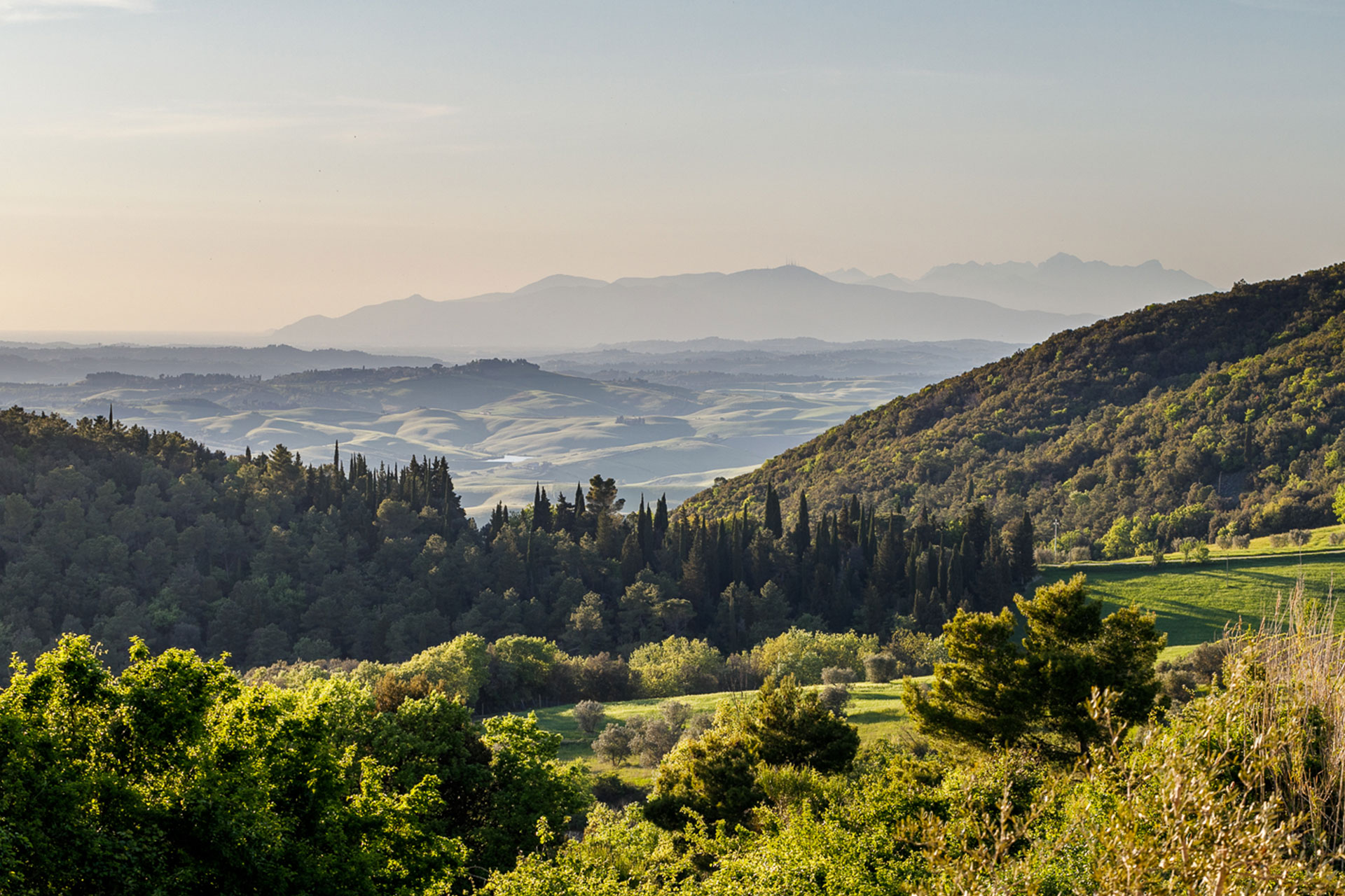 villa-volterra_country-house_tuscany-italy_exterior-view-tuscany.jpg