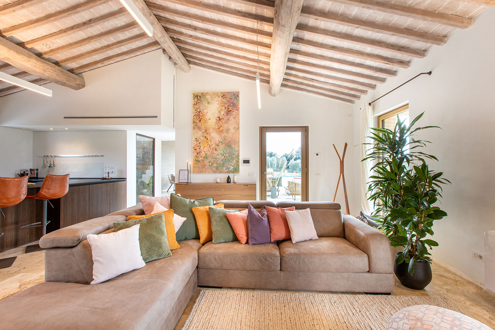 villa-volterra_country-house_tuscany-italy_interior-living-room.jpg