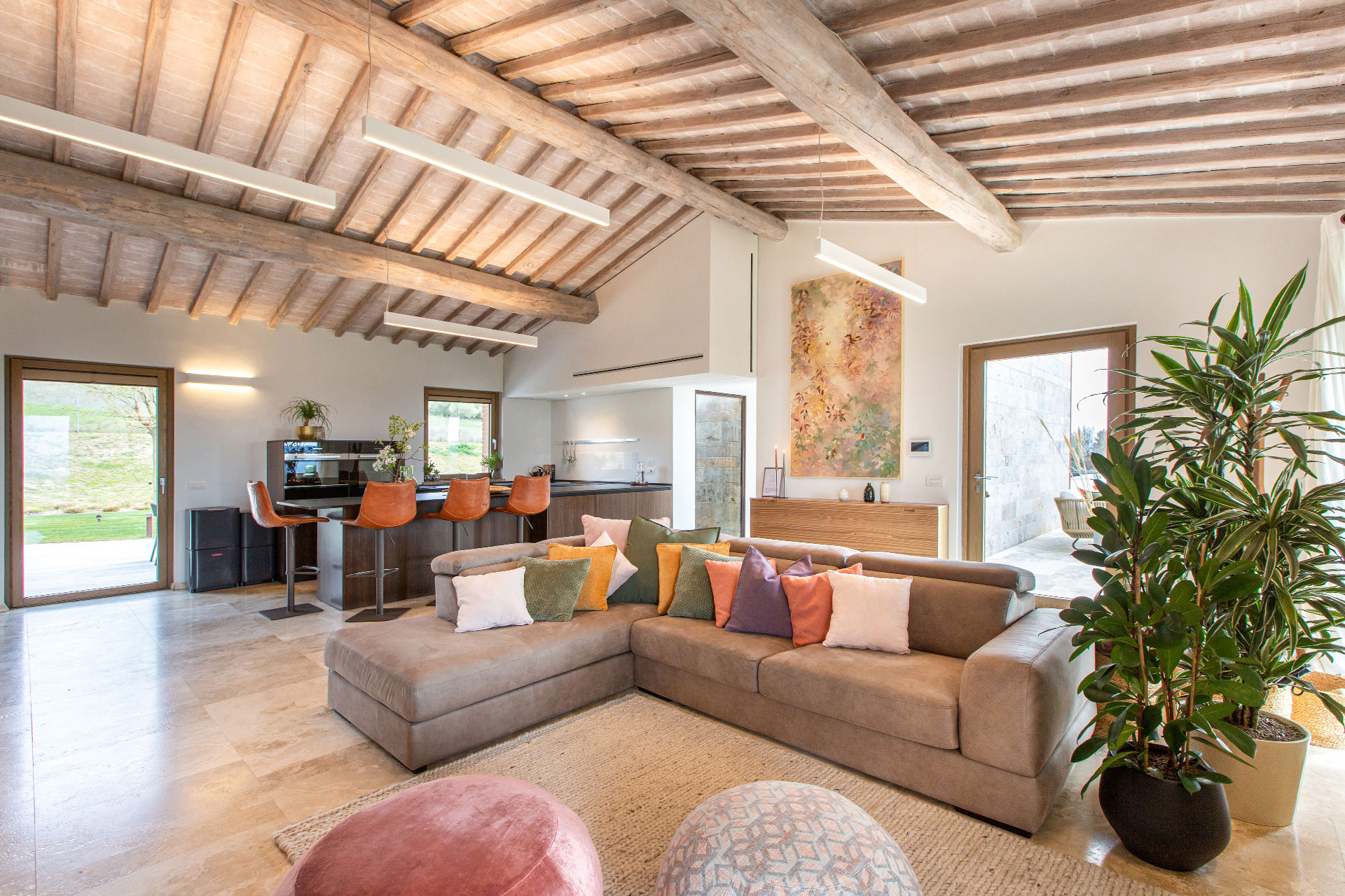 villa-volterra_country-house_tuscany-italy_interior-sofa.jpg