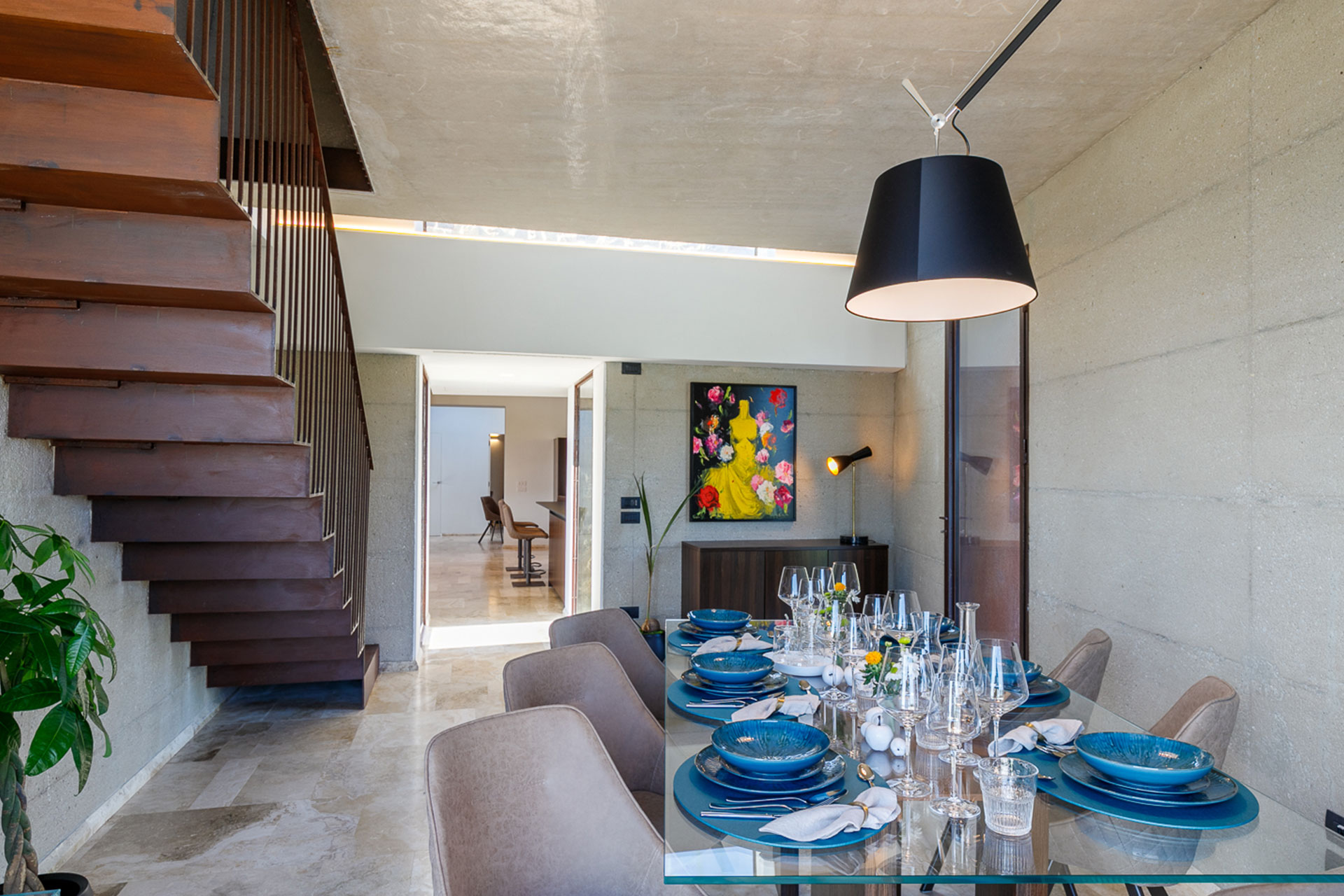 villa-volterra_country-house_tuscany-italy_interior-table.jpg