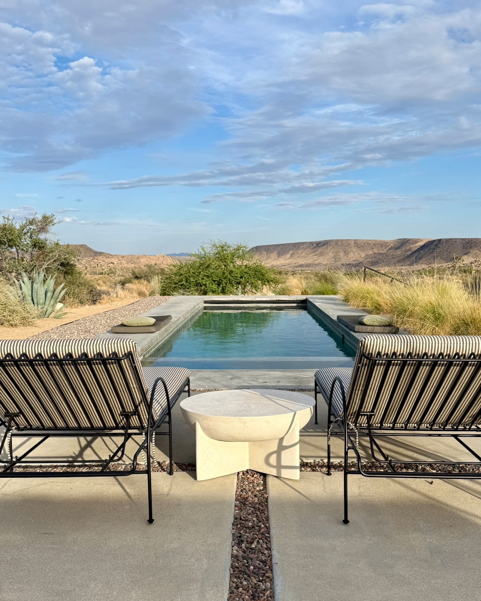 poppy-ranch_house_california-usa_exterior-pool-view.jpg