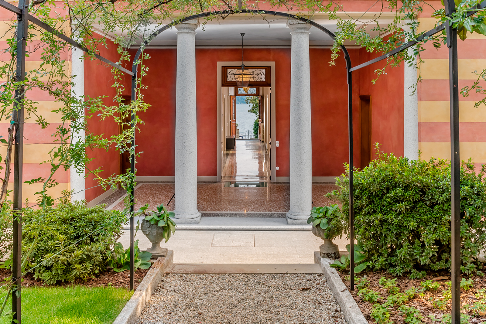 villa_for_rent_in_Italy_004.jpg