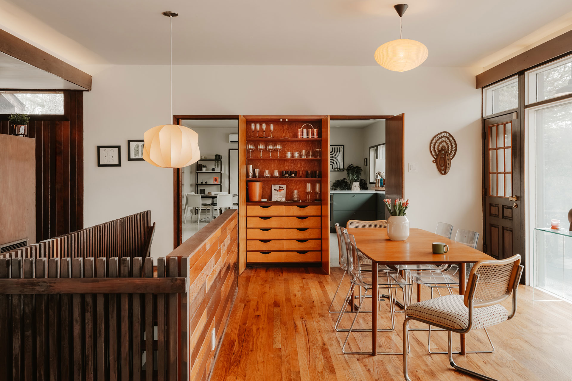 the-hurley_house_new-york-usa_interior-room.jpg
