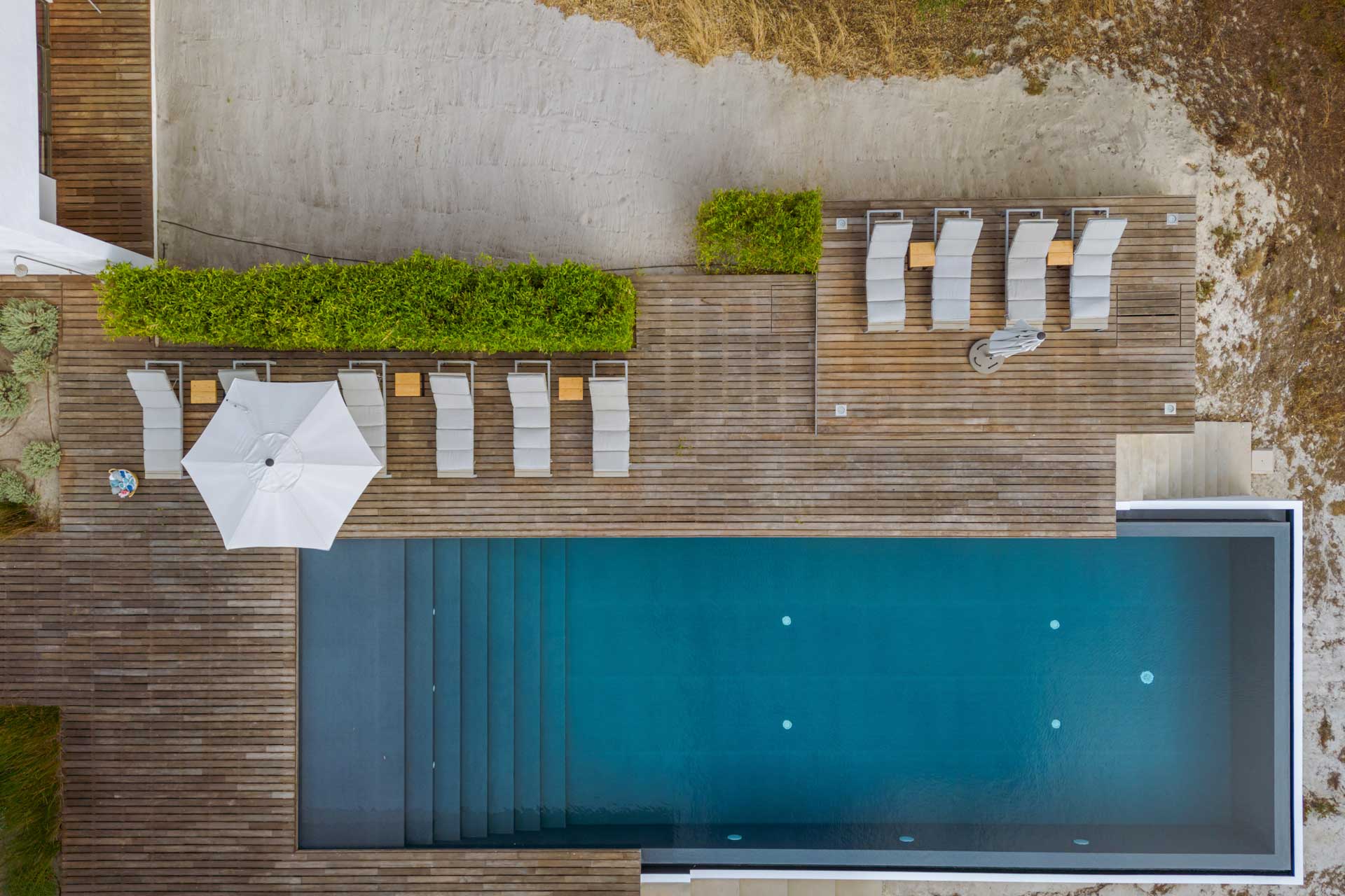 villa-magnolia_villa_comporta-setubal-portugal_exterior-drone-pool.jpg