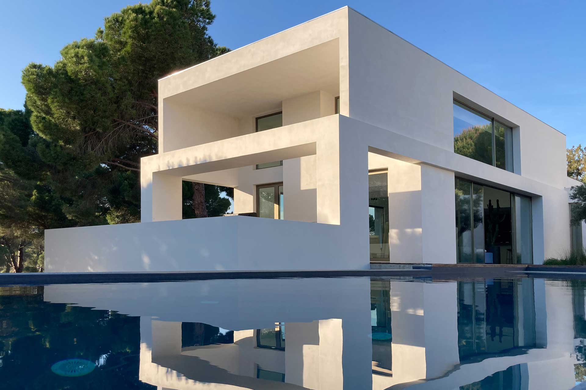villa-magnolia_villa_comporta-setubal-portugal_exterior-pool-facade.jpg