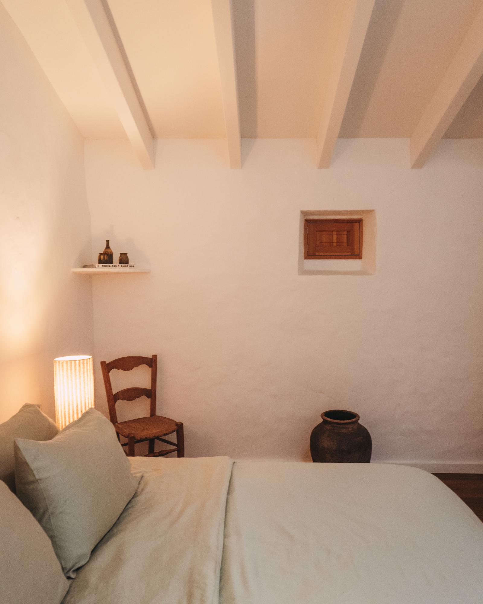 cas-padri-pons_townhouse_Illes-Balears-spain_interior-bed-room.jpg