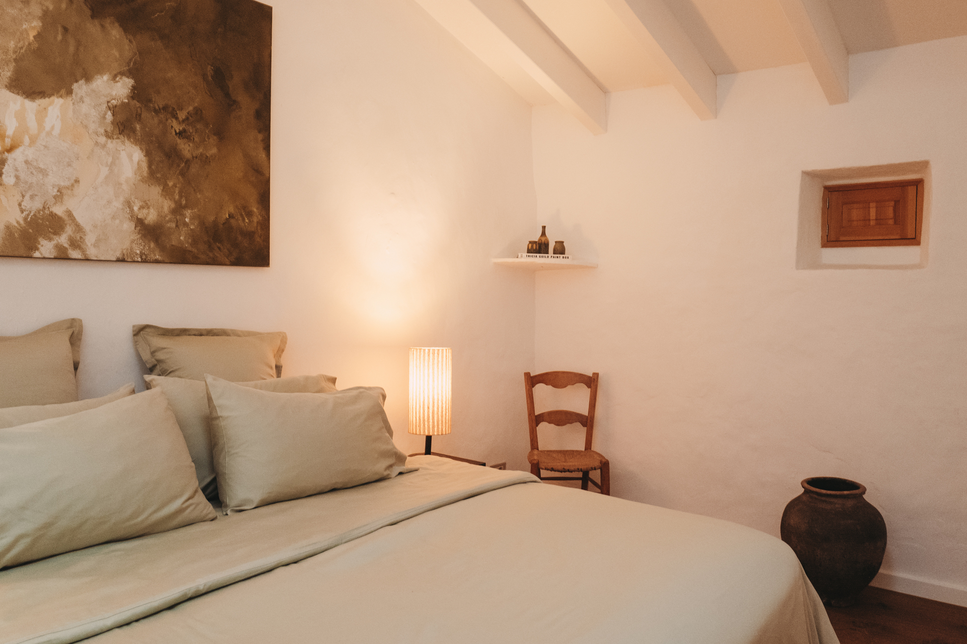 cas-padri-pons_townhouse_Illes-Balears-spain_interior-bedroom.jpg