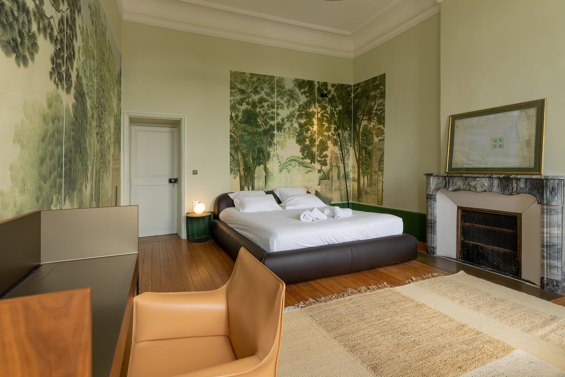 villa-rieucoulon_estate_france_interior-bed-room-design.jpg
