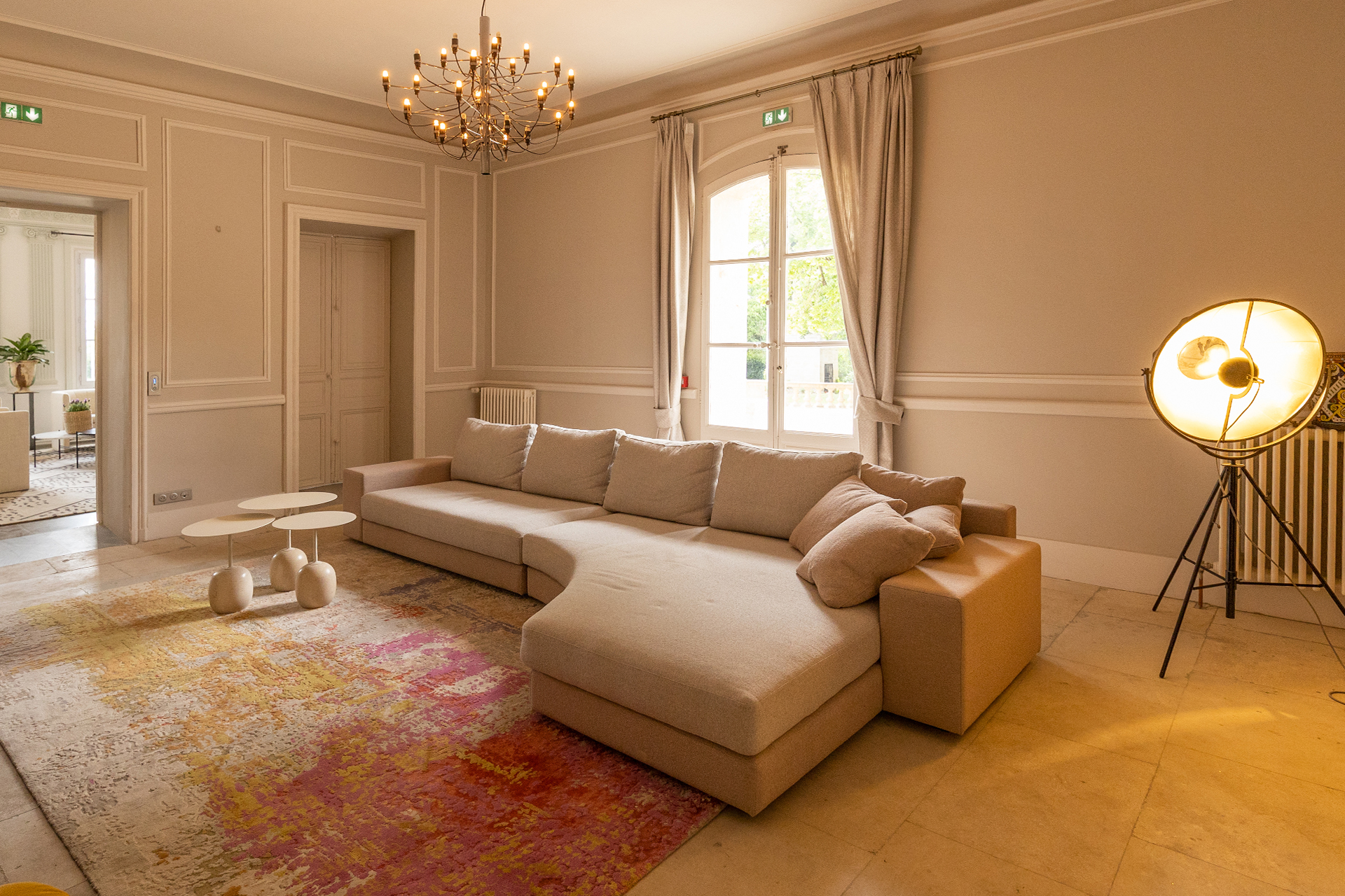 villa-rieucoulon_estate_france_interior-living-room.jpg
