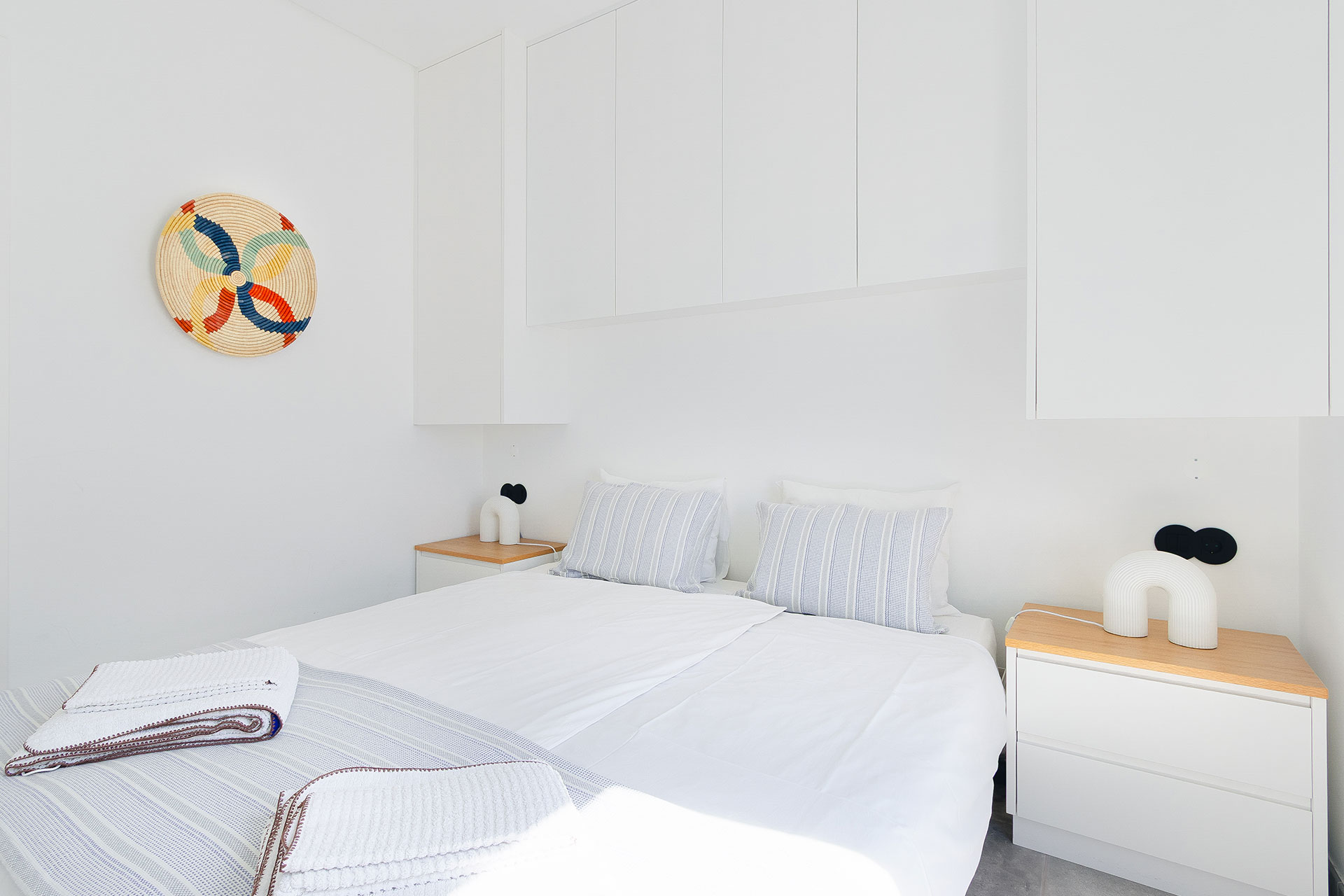 casa-alegra_house_Carvahal-setubal-portugal_interior-bed-room-design.jpg